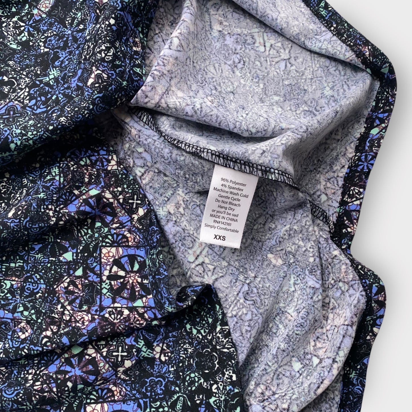LuLaRoe Irma S/S Tunic Top - Multicolor Ornate Abstract - Women's XXS (00-0) - NWT