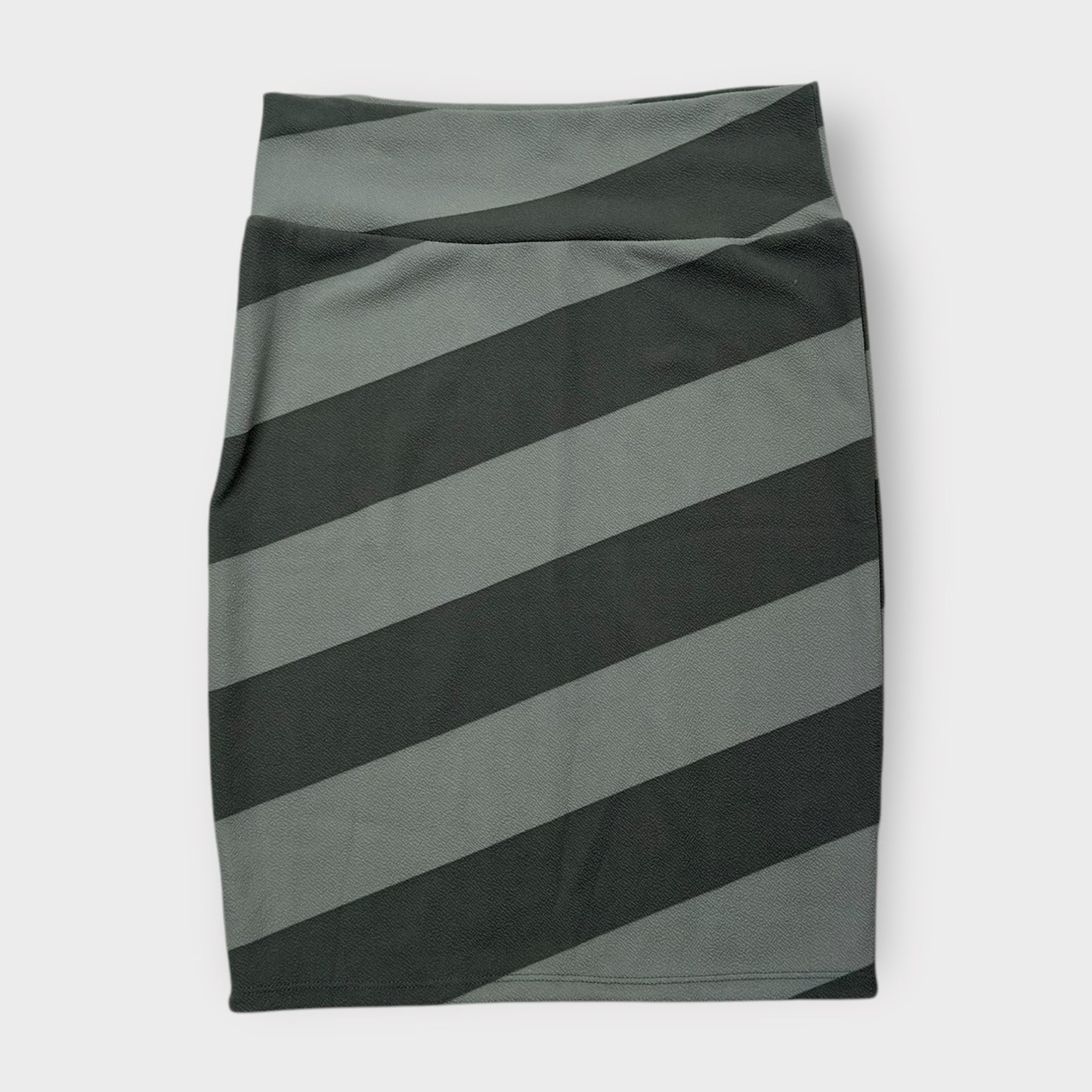 LuLaRoe Cassie Pencil Skirt - Gray Striped Pattern - Size M (8-10) - NWT