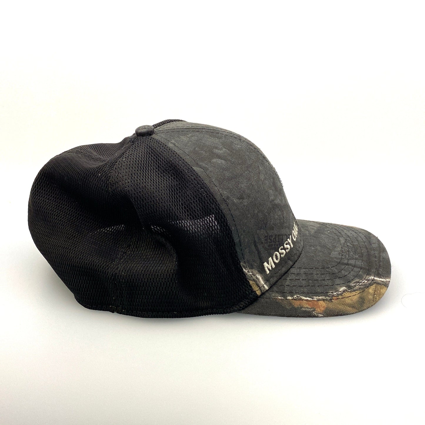 Mossy Oak Hunting Mens L/XL Mesh SnapBack Trucker Hat Gray/Black