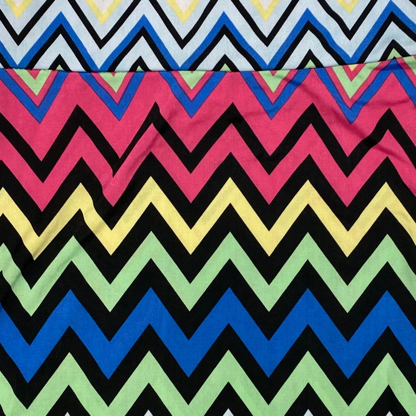 LuLaRoe Azure Skirt | M (6-8) | Multicolor Chevron | A-Line | NWT