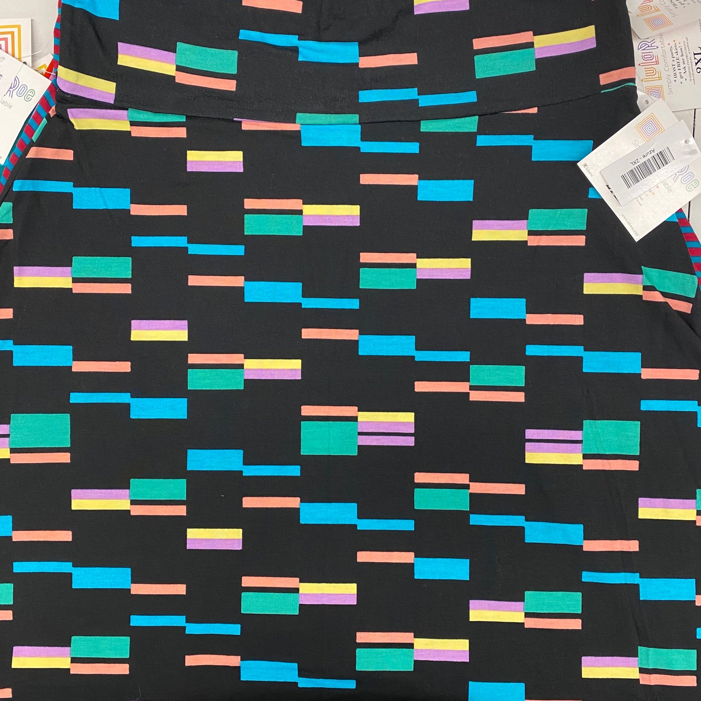 LuLaRoe Azure Skirt | 2XL (18-20) | Black/Multicolor | Geometric | NWT
