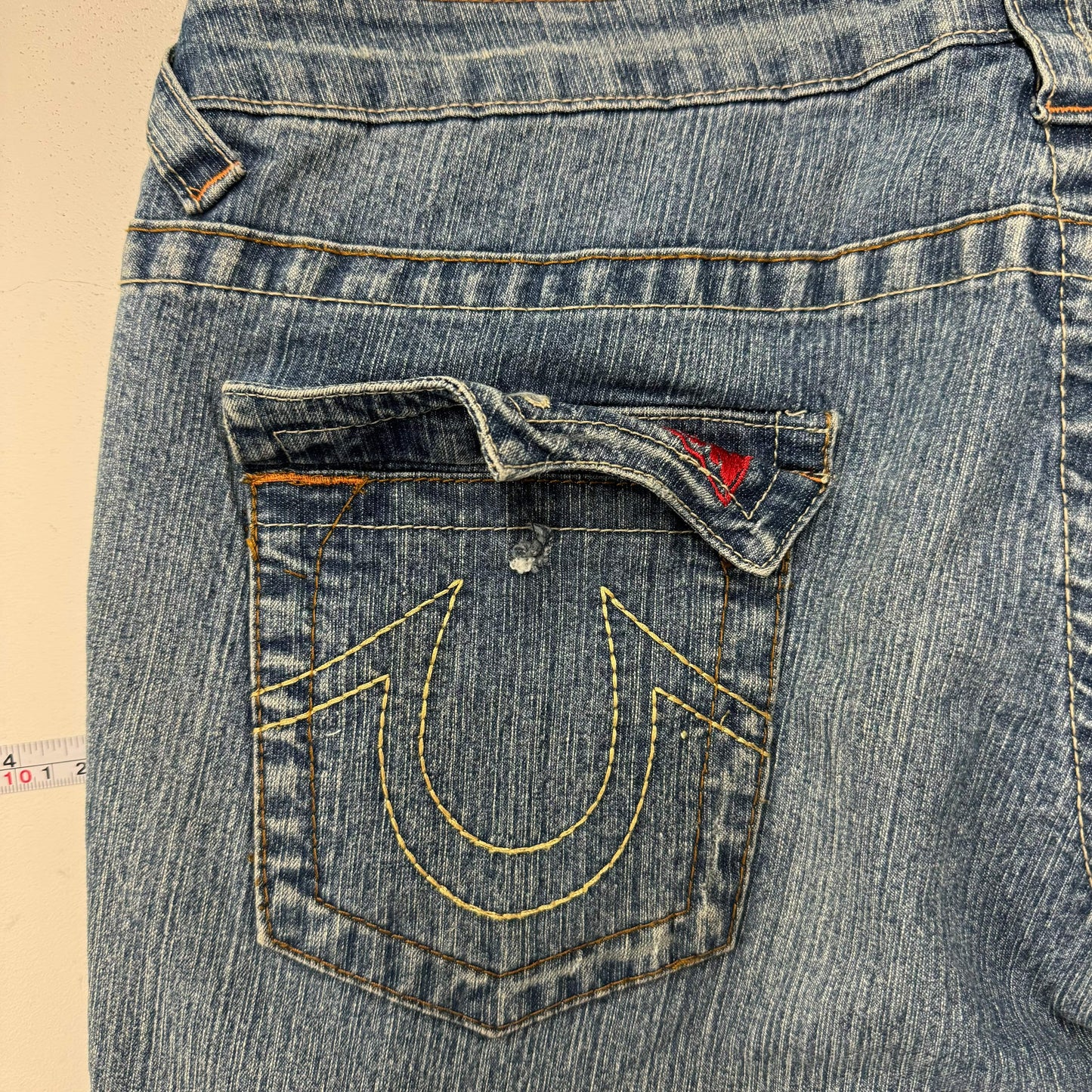 True Religion Johnny Buddha Guitar Jeans – Comfortable Cotton Blend for Women – Perfect for Casual Wear – Available in Blue, Size 31