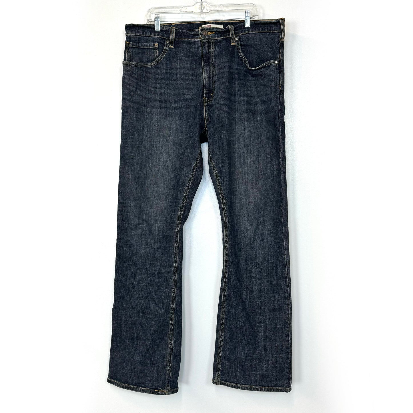 Levi Strauss Signature Mens Bootcut Denim Jeans – Comfortable Fit for Everyday Wear – Perfect for Men – Available in Blue, Size 38/32