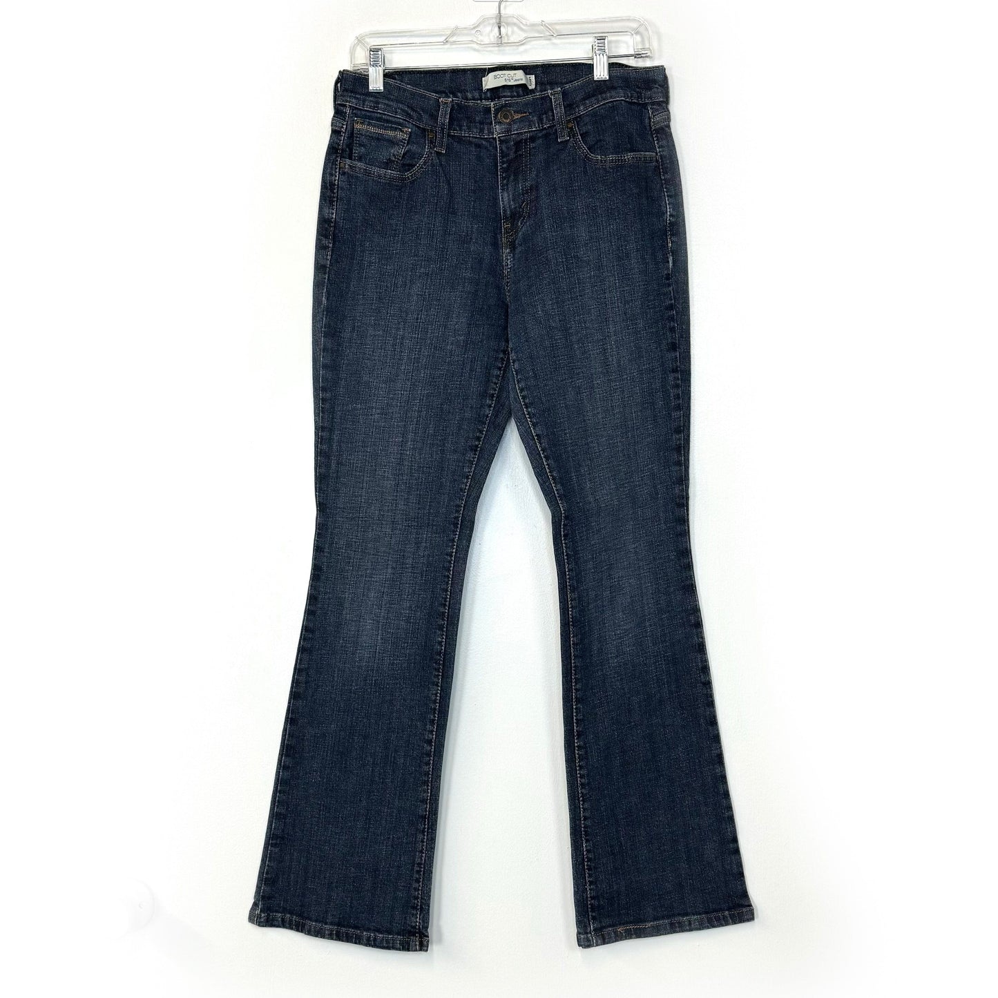Levi Strauss Womens 515 Bootcut Jeans – Comfortable Fit for Everyday Wear – Size 8M – Color: Blue