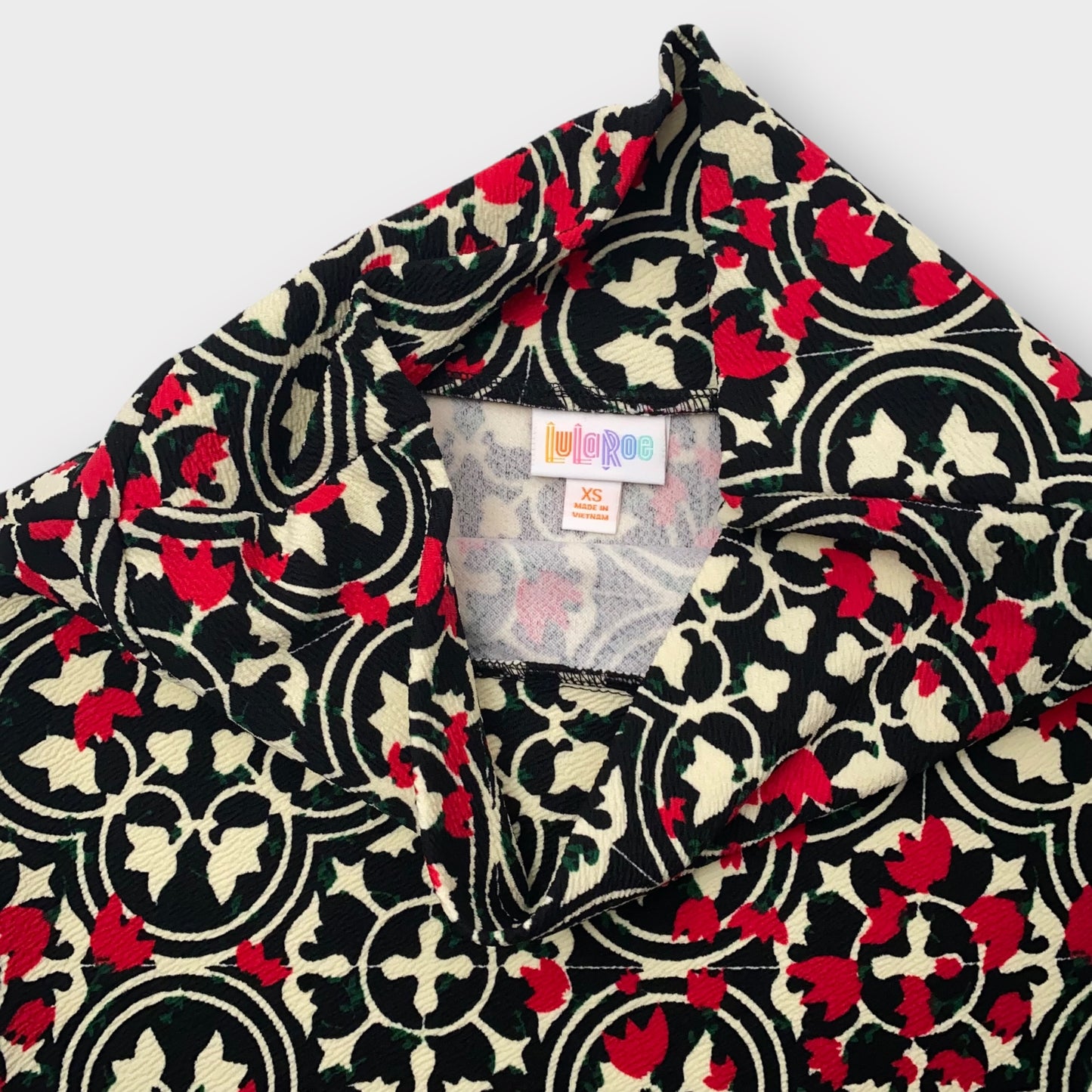 LuLaRoe Cassie Pencil Skirt - Red/Black/White Ornate Tiles - Women's XS (0-2) - NWT