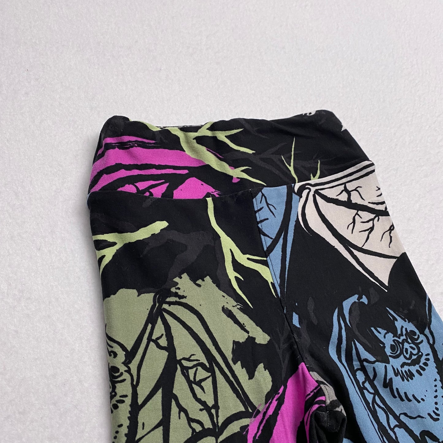 LuLaRoe Kids Halloween Leggings | S/M (2-8) | Black w/Multicolor Bats Print | Buttery Soft | New
