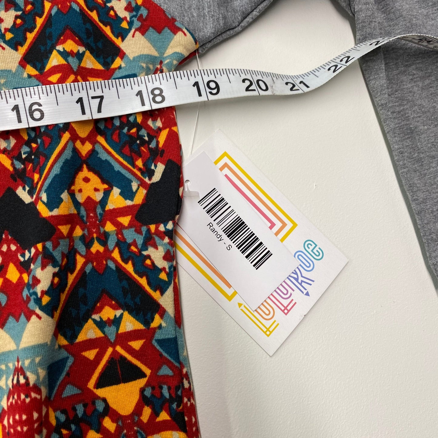 LuLaRoe Unisex S Gray/Red/Orange Randy Geometric Raglan Top ¾ Sleeves NWT