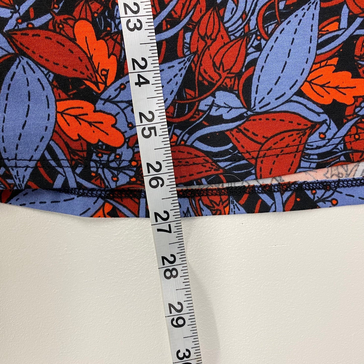 LuLaRoe Womens M Red/Blue/Black Floral Classic T S/s Top New
