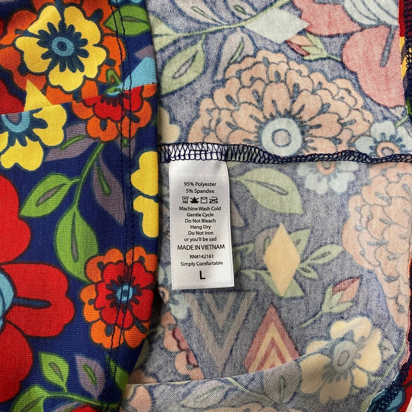LuLaRoe Vault | Gigi Top | Size: L | Blue/Red | Geometric/Floral | NWT