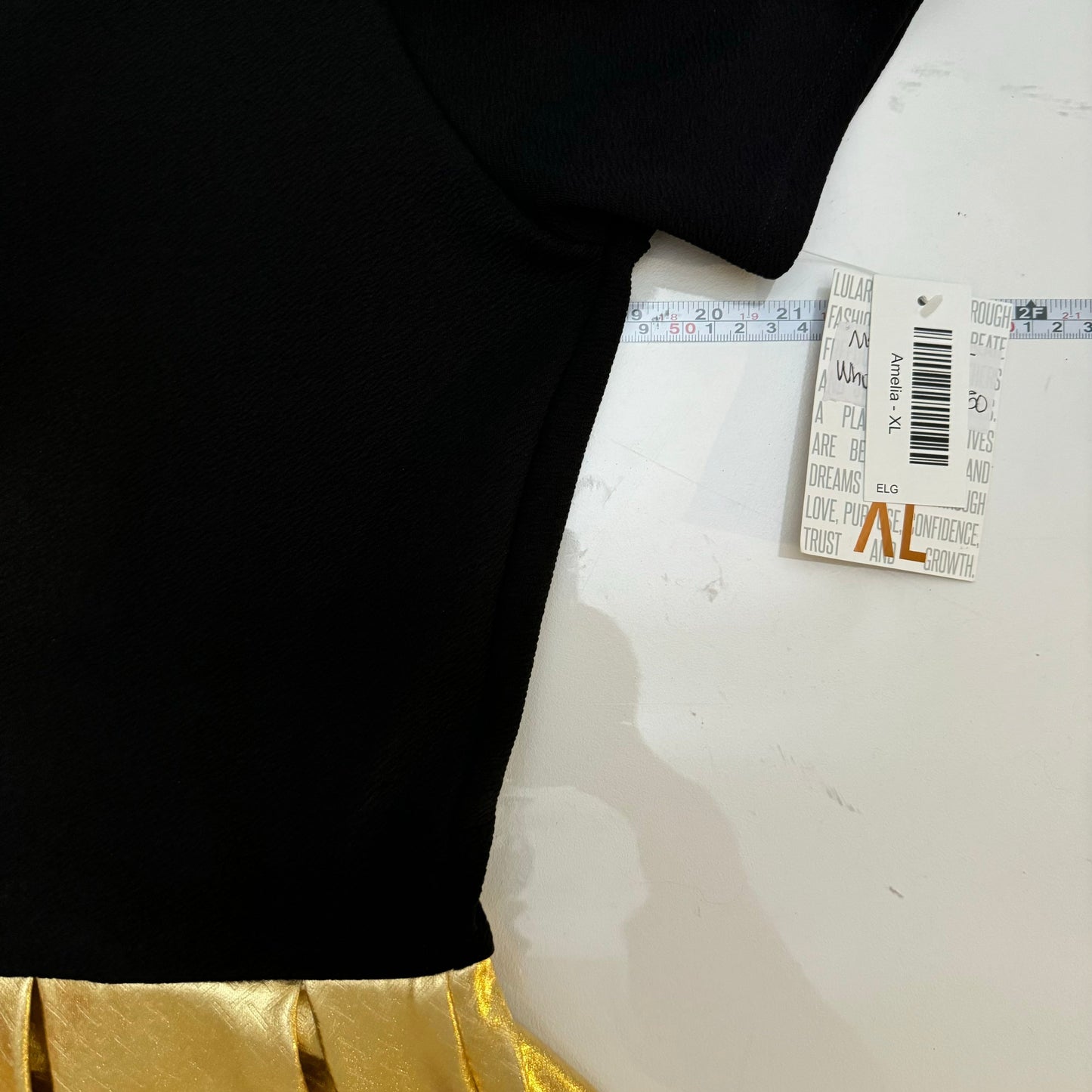 LuLaRoe ELEGANT | Amelia Coloblock Dress | Color: Black/Gold | XL (18-20) | NWT