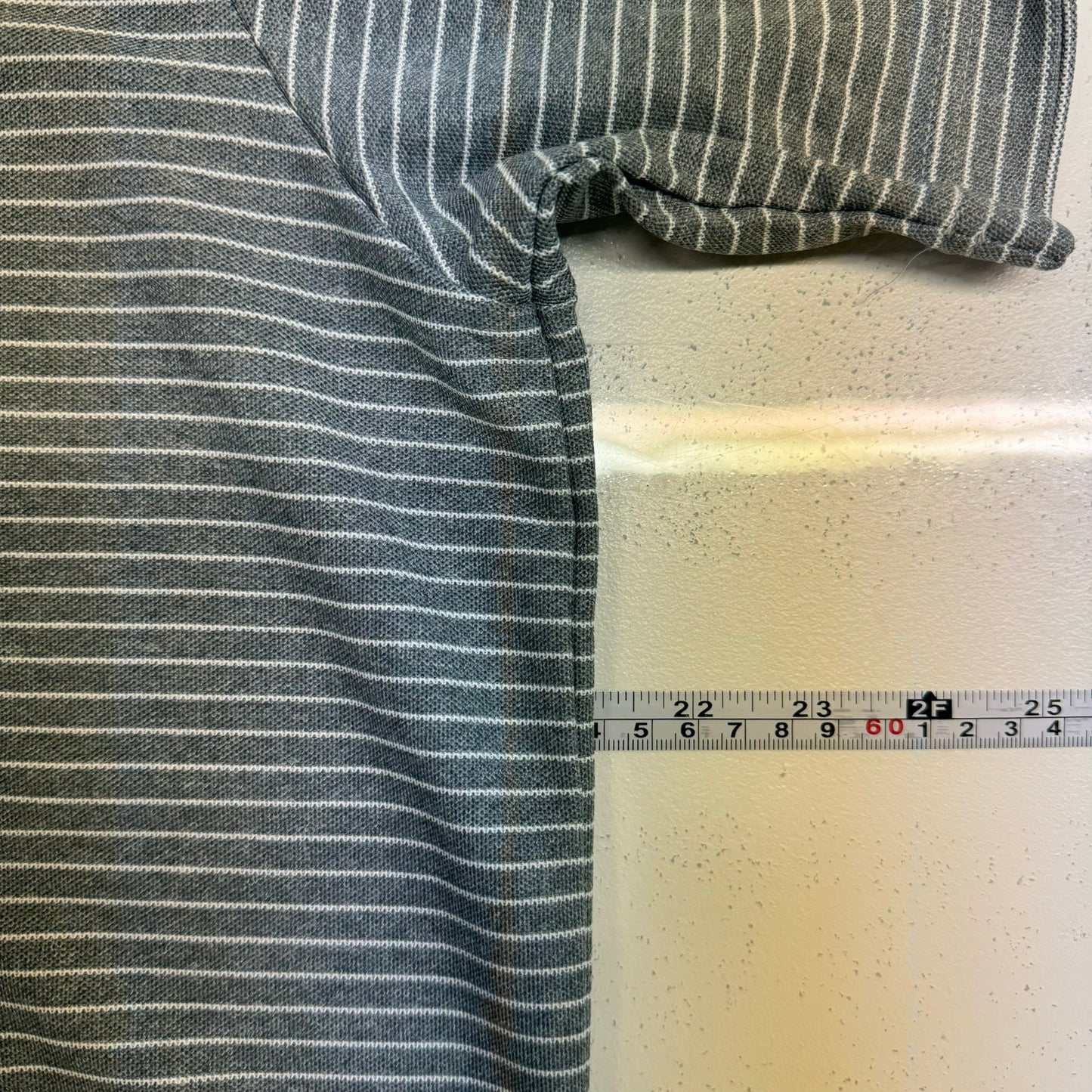 Seattle Mariners | Antigua | Striped S/s Polo Shirt | Color: Gray/White | Size: L | Pre-Owned