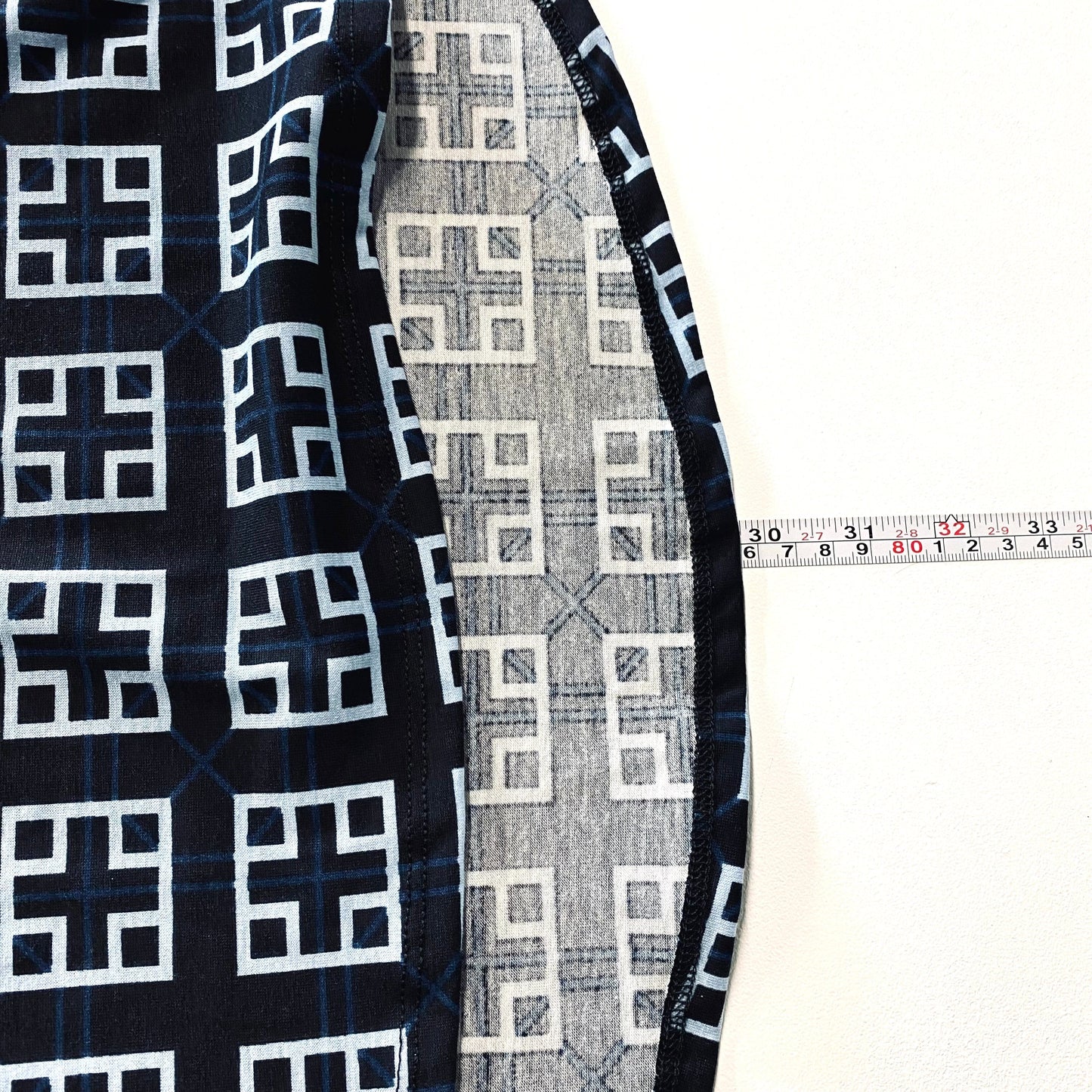 LuLaRoe Womens M Blue/White ‘Game Controller’ Classic T S/s Top NWT