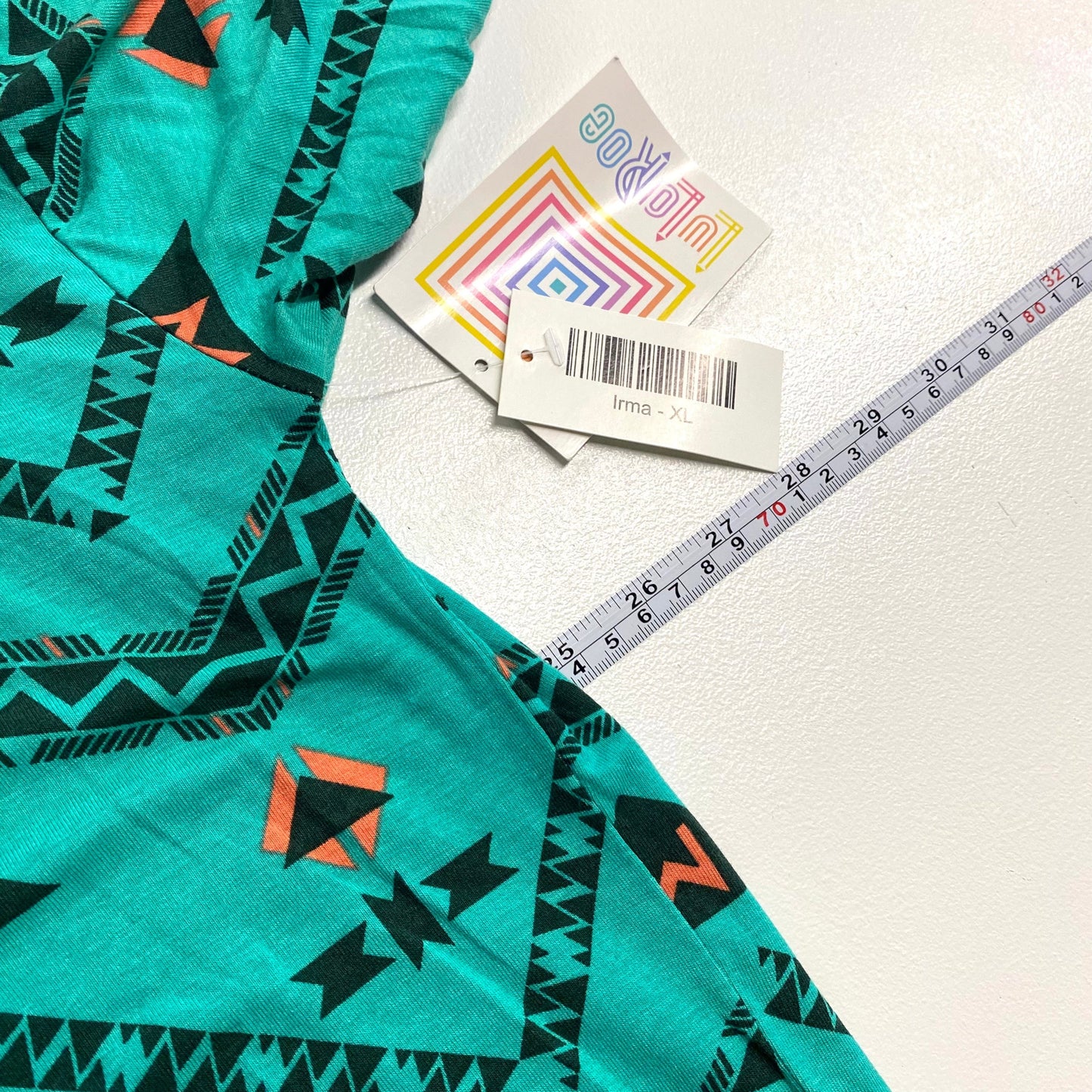 LuLaRoe Womens XL Irma Green Southwest Pattern S/s Tunic Top NWT