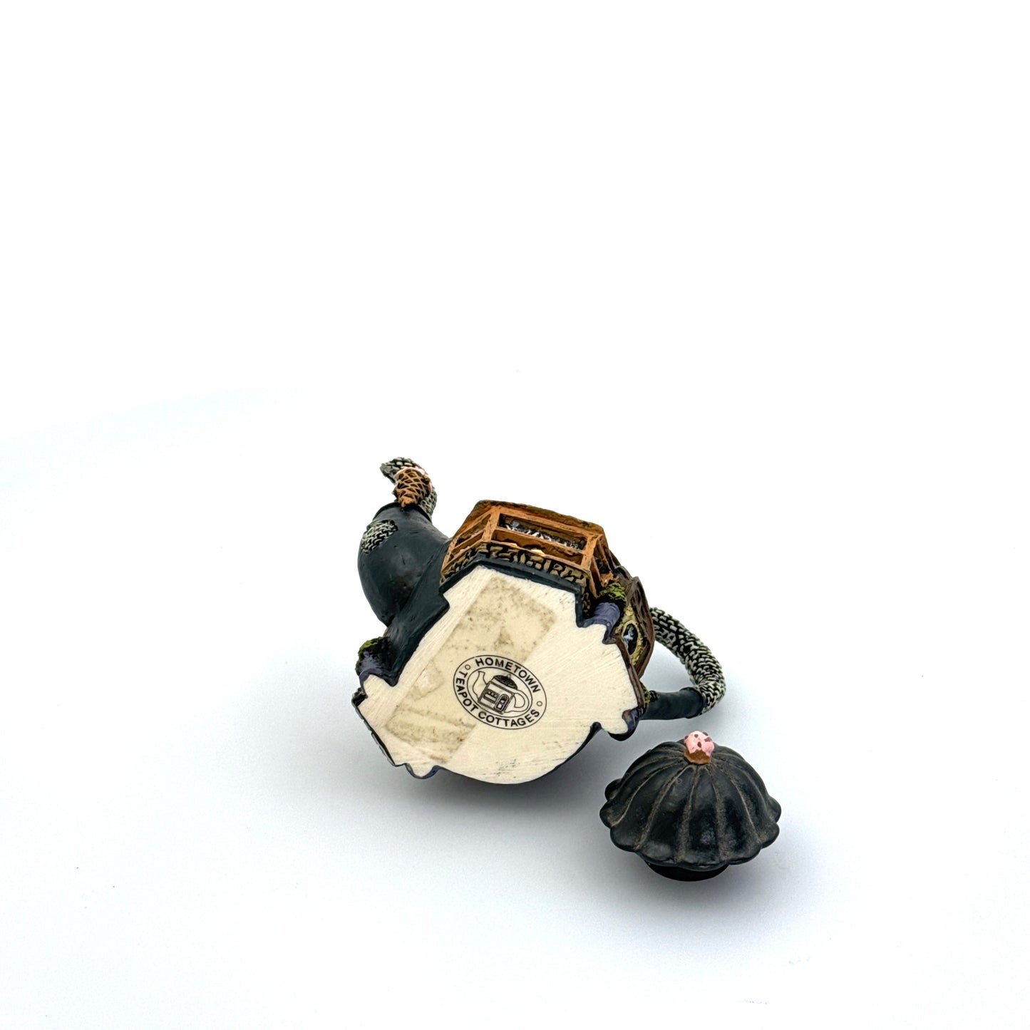 Hometown Teapot Cottages | ‘Ice Cream Shoppe’ Miniature | Color: Multicolor | Vintage