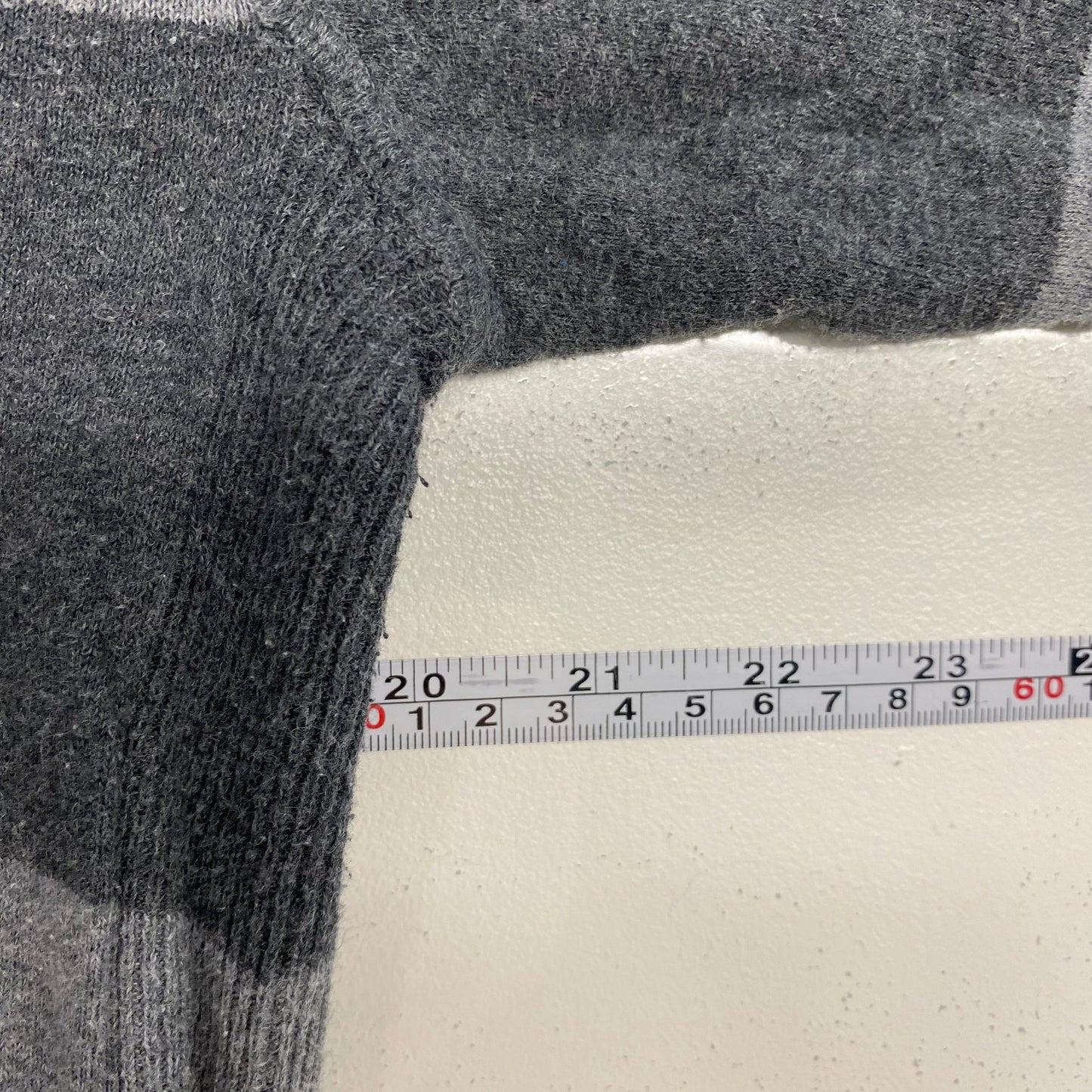 Vans Mens Size M Reversible Gray Striped Sweater L/s Pre-Owned
