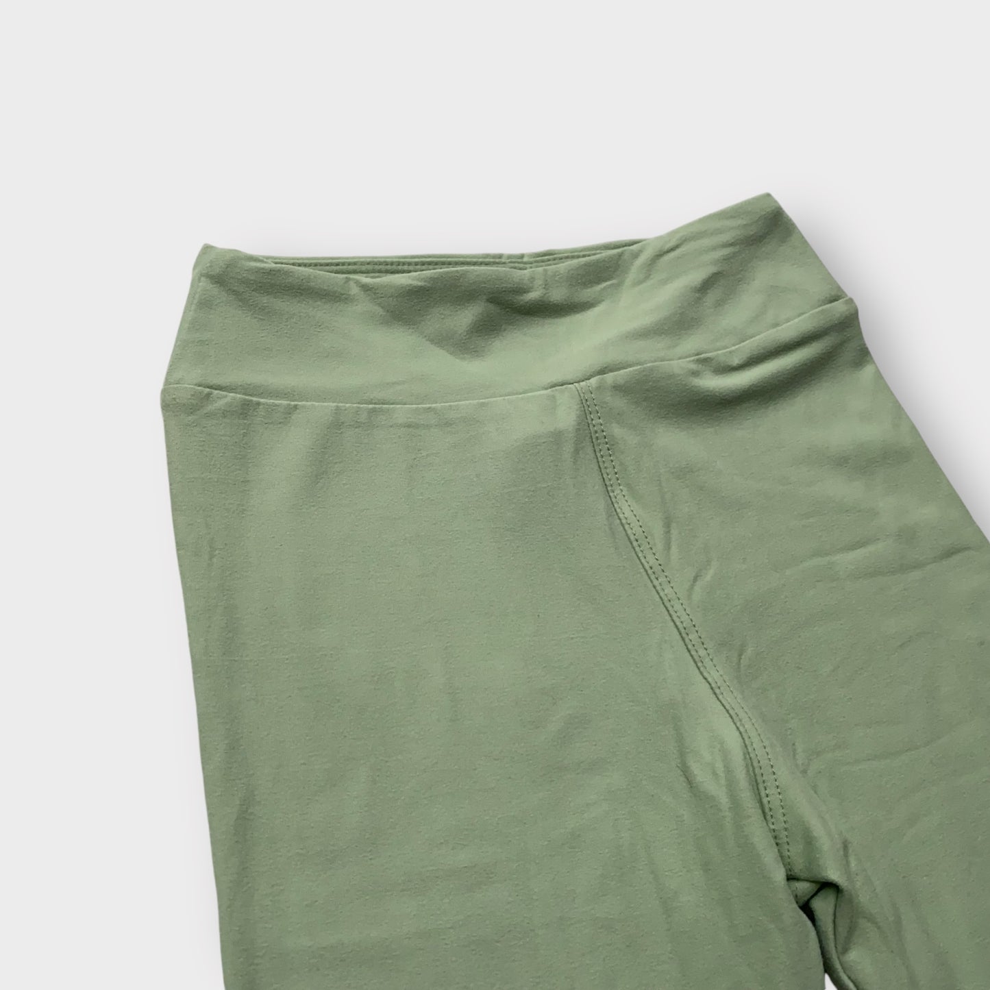 LuLaRoe Juniors Stretch Leggings | Tween (0-00) | Light Green | Soft & Stretchy | New