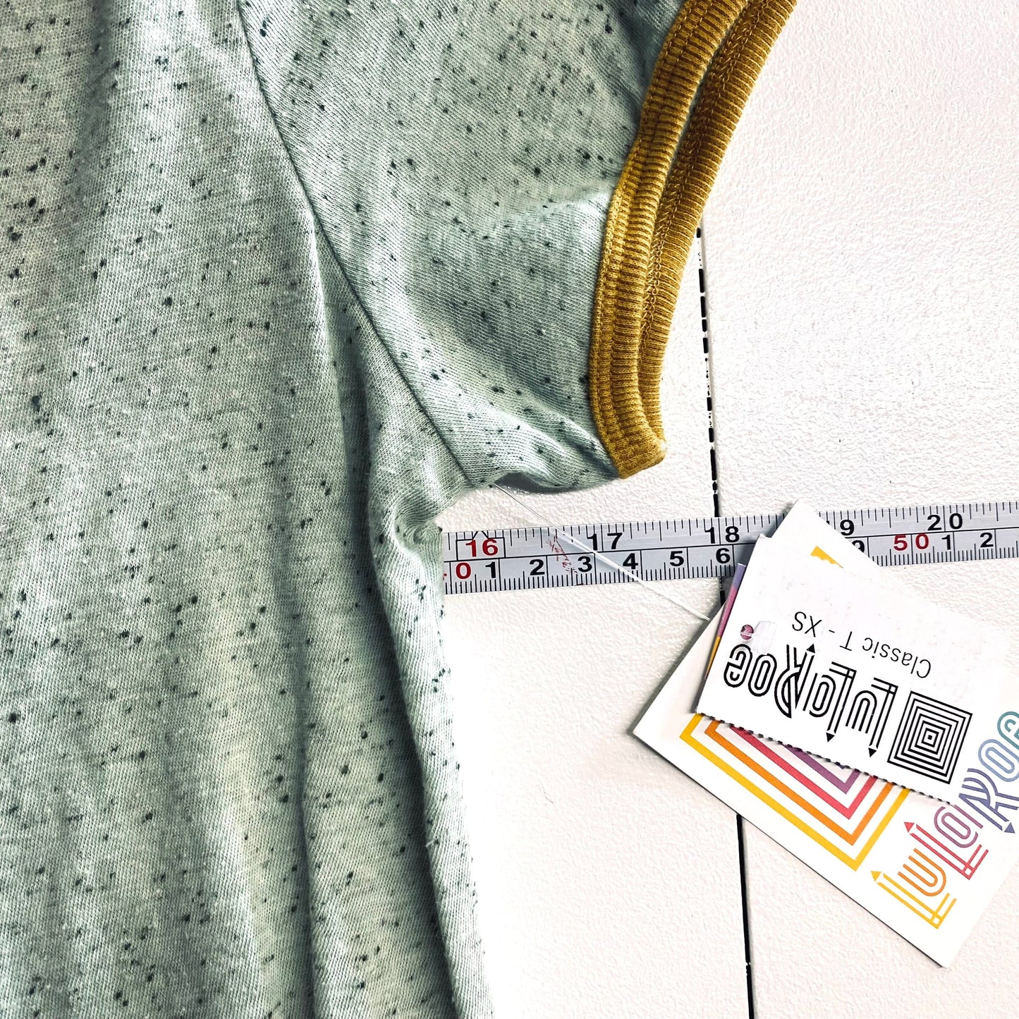 LuLaRoe Womens XS Mint Green/Yellow Classic T Speckled Ringer T-Shirt S/s NWT