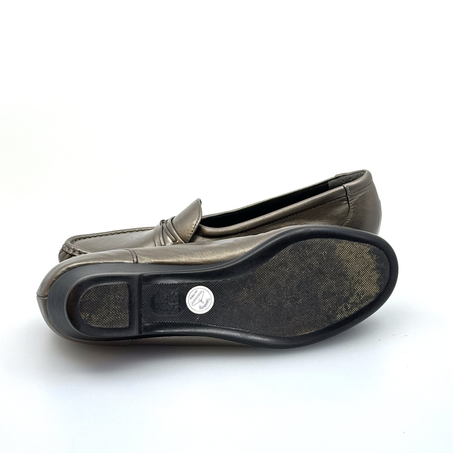SAS Shoes | Womens Tripad Comfort Loafers | Color: Silver | Size: 8.5S | Pre-Owned