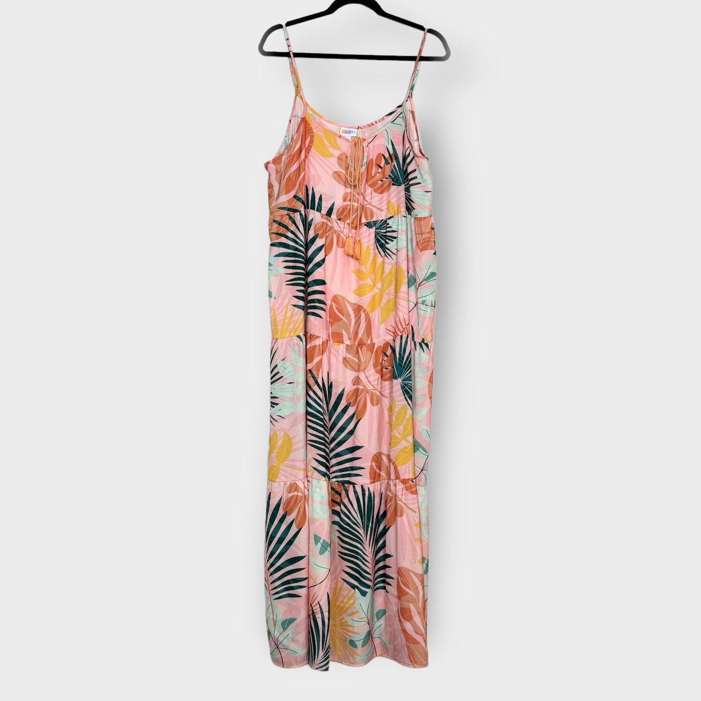 LuLaRoe 2023 CARINA Tiered Maxi Dress 2XL Peach Tropical LuLaRoe 2023 CARINA Tiered Maxi Dress 2XL Peach Tropical