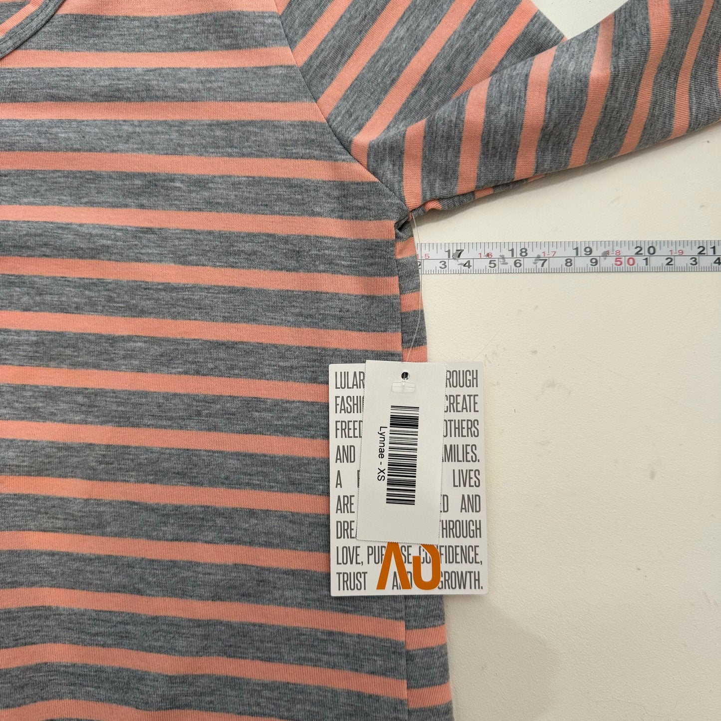 LuLaRoe Vault | Lynnae High-Low L/s Top | Size: XS (2-4) | Peach/Gray | Heathered | NWT