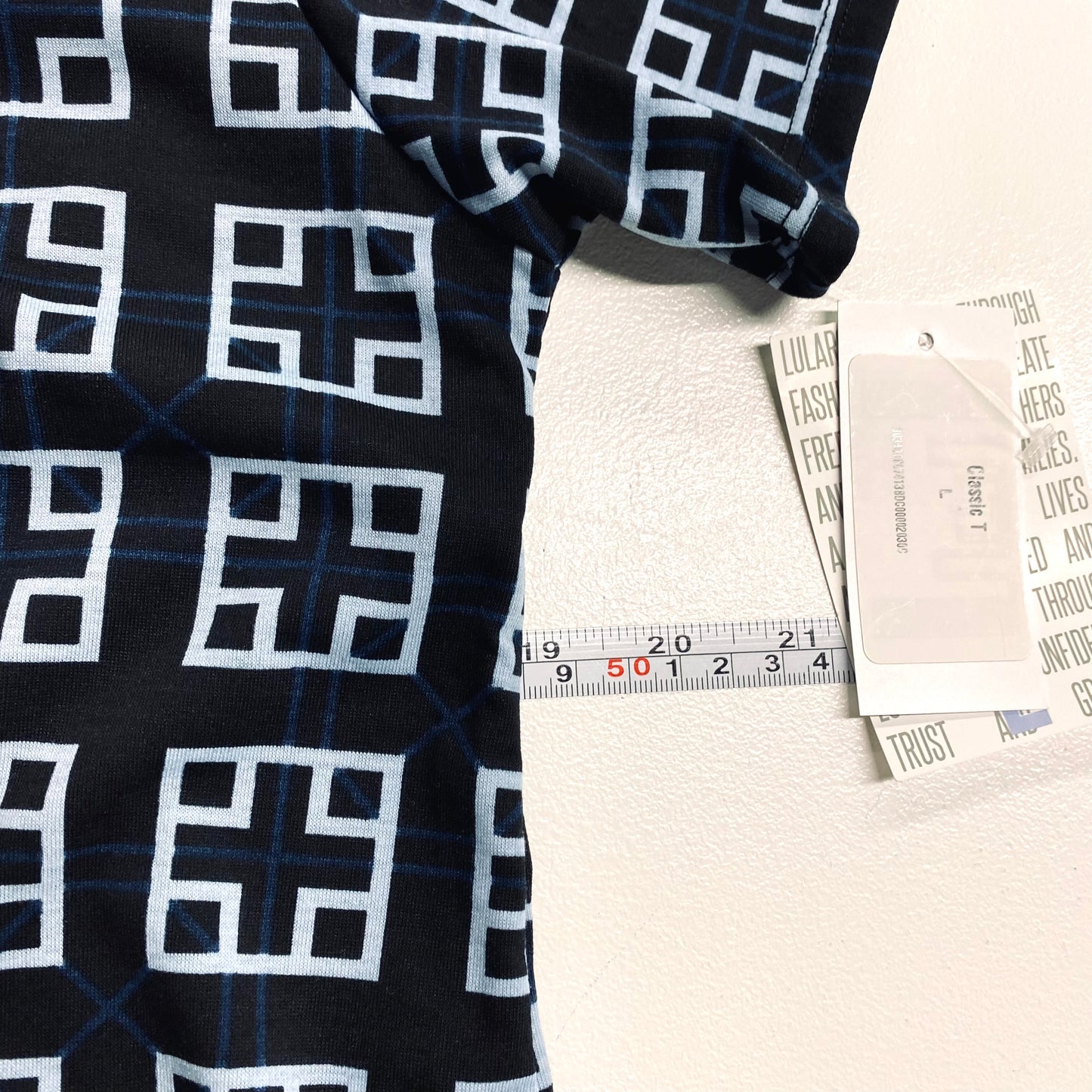 LuLaRoe Womens L Black/Blue/White 'Game Controller' Classic T S/s Top | NWT