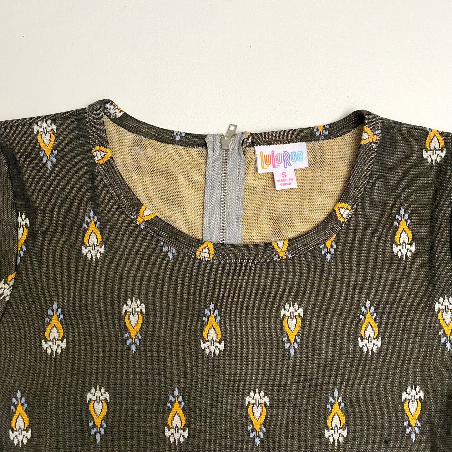 LuLaRoe Amelia Dress | S (6-8) | Brown Medallion Pattern | S/s | NWT