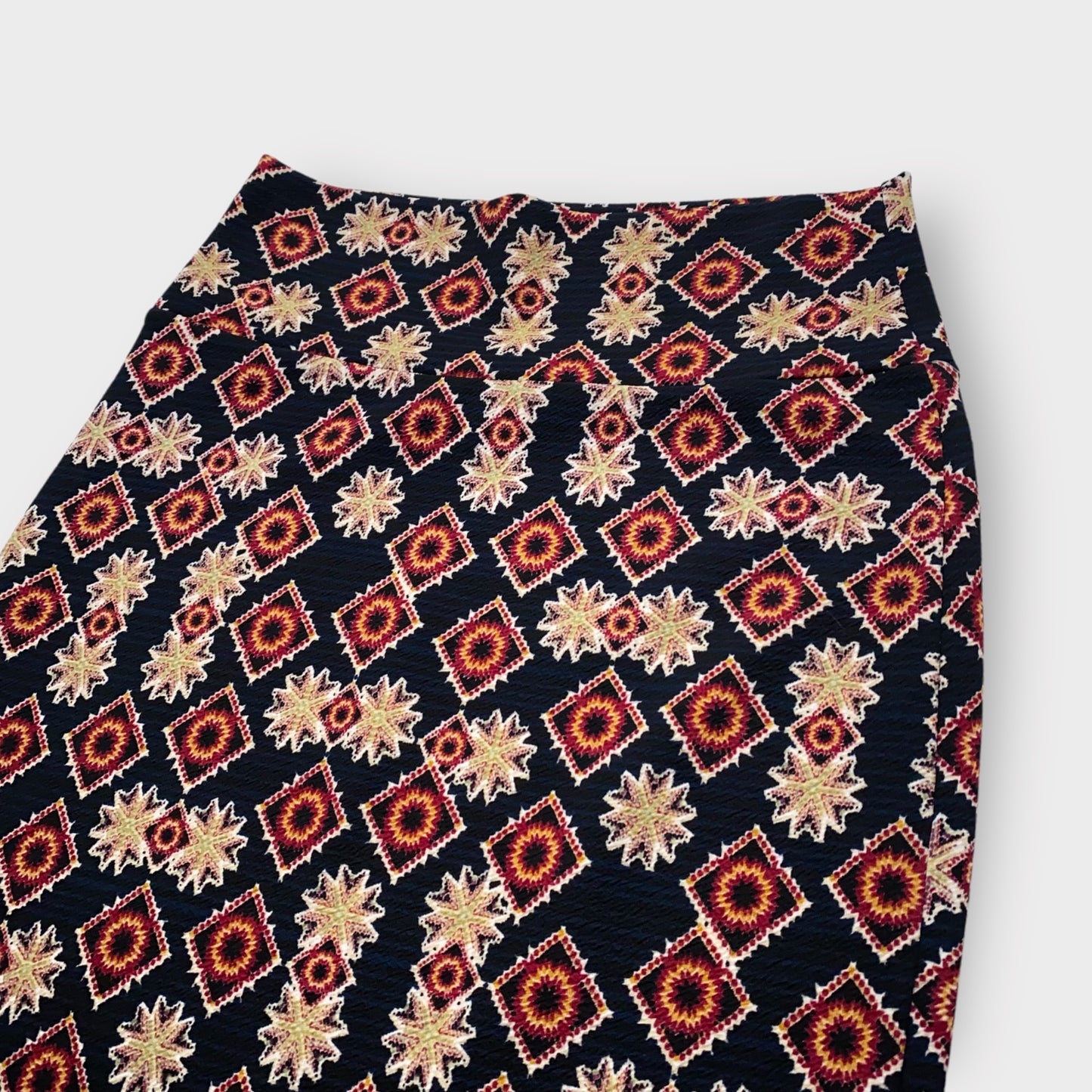 LuLaRoe Cassie Pencil Skirt - Multicolor Starburst - Women's S (4-6) - NWT