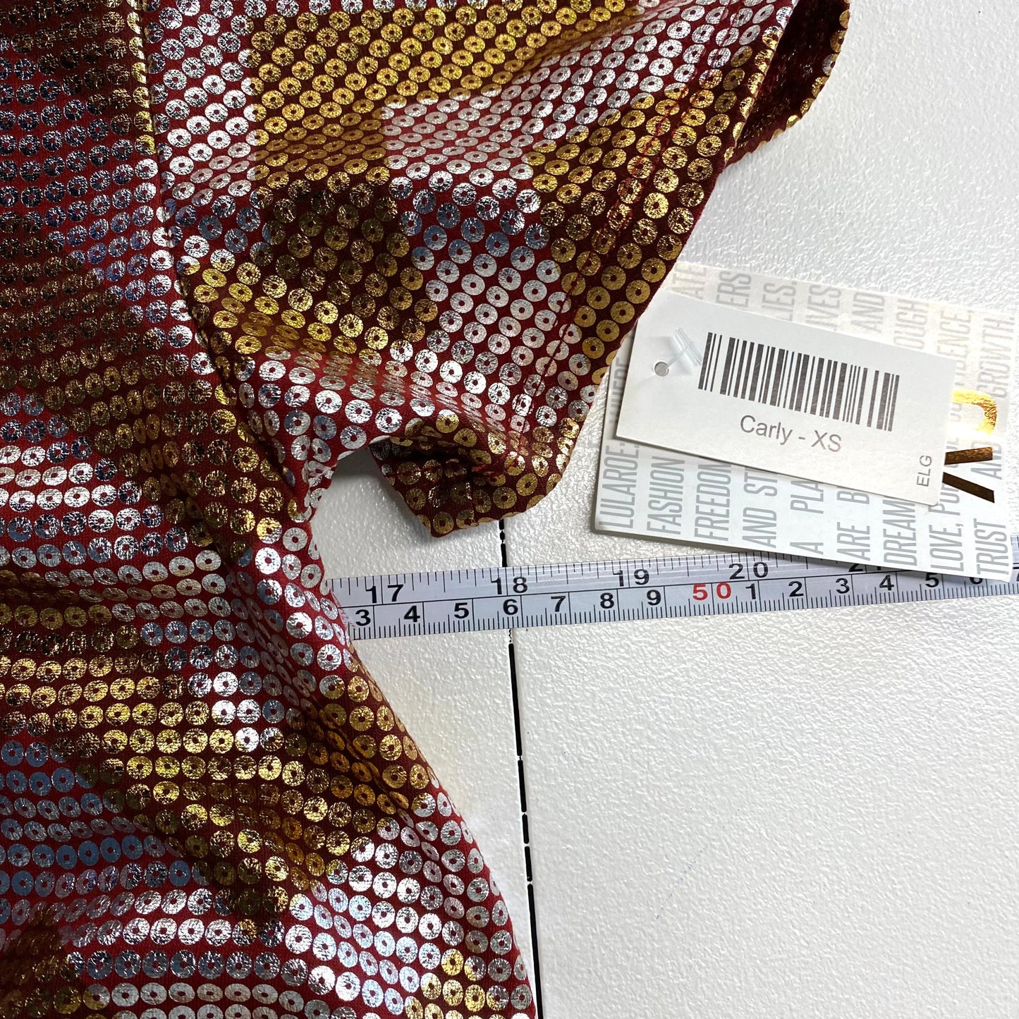 LuLaRoe Womens XS Red/Silver/Gold Metallic Chevron ELEGANT 'Carly' S/s Swing Dress NWT