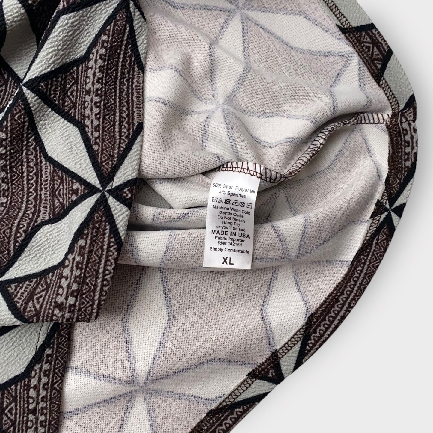 LuLaRoe Cassie Pencil Skirt - Gray Geometric Diamond Pattern - Size XL (18-20) - NWT