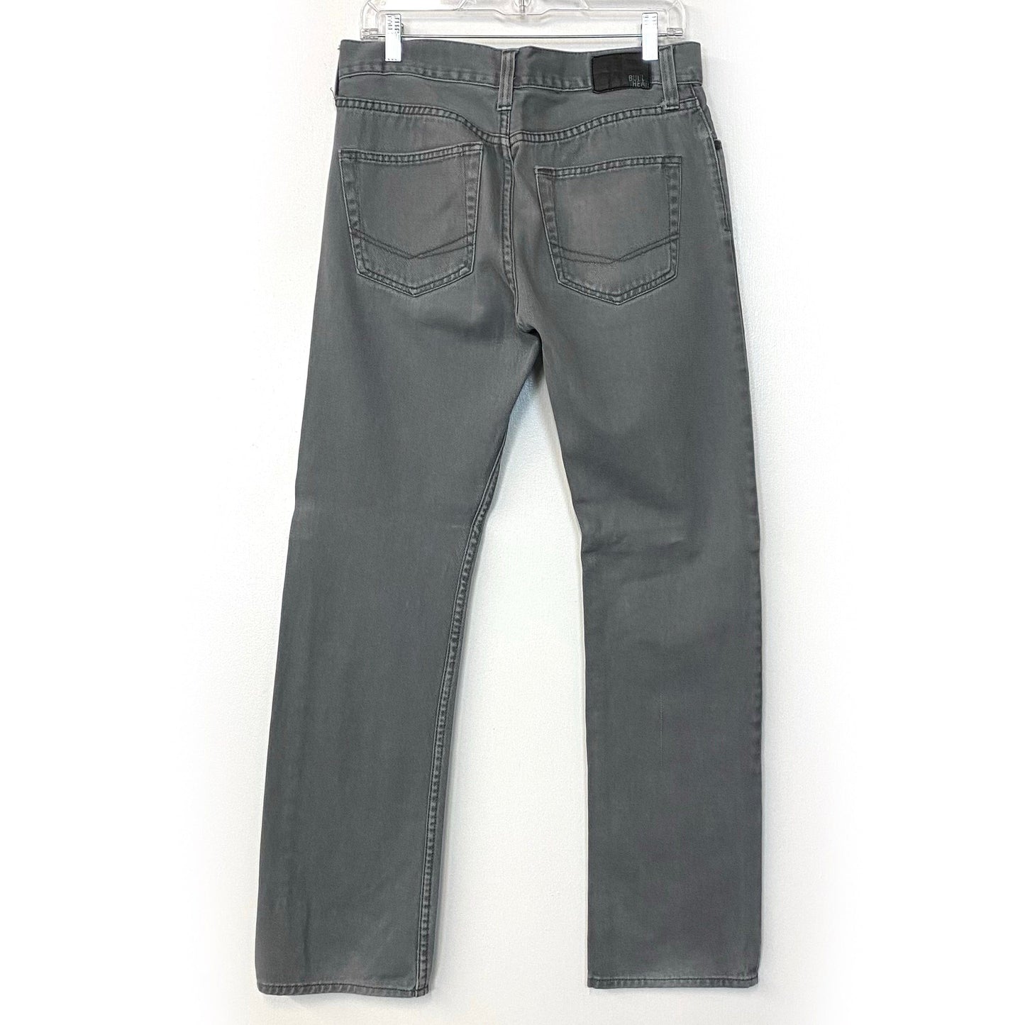 Bull Head Gray Denim Jeans – Pre-Owned Comfort for Men – Perfect for Casual Wear – Available in 32x34 Size