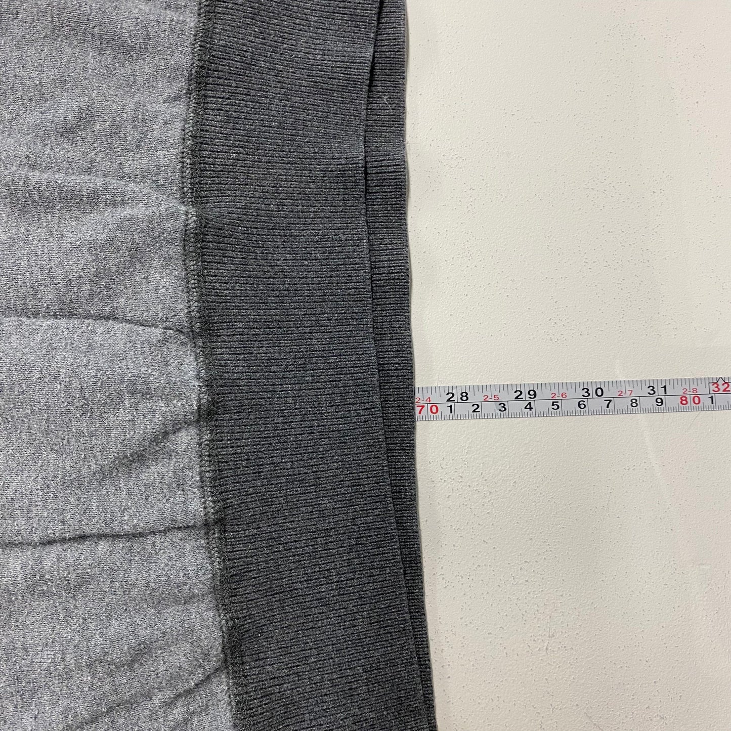 Vans Mens Size M Reversible Gray Striped Sweater L/s Pre-Owned