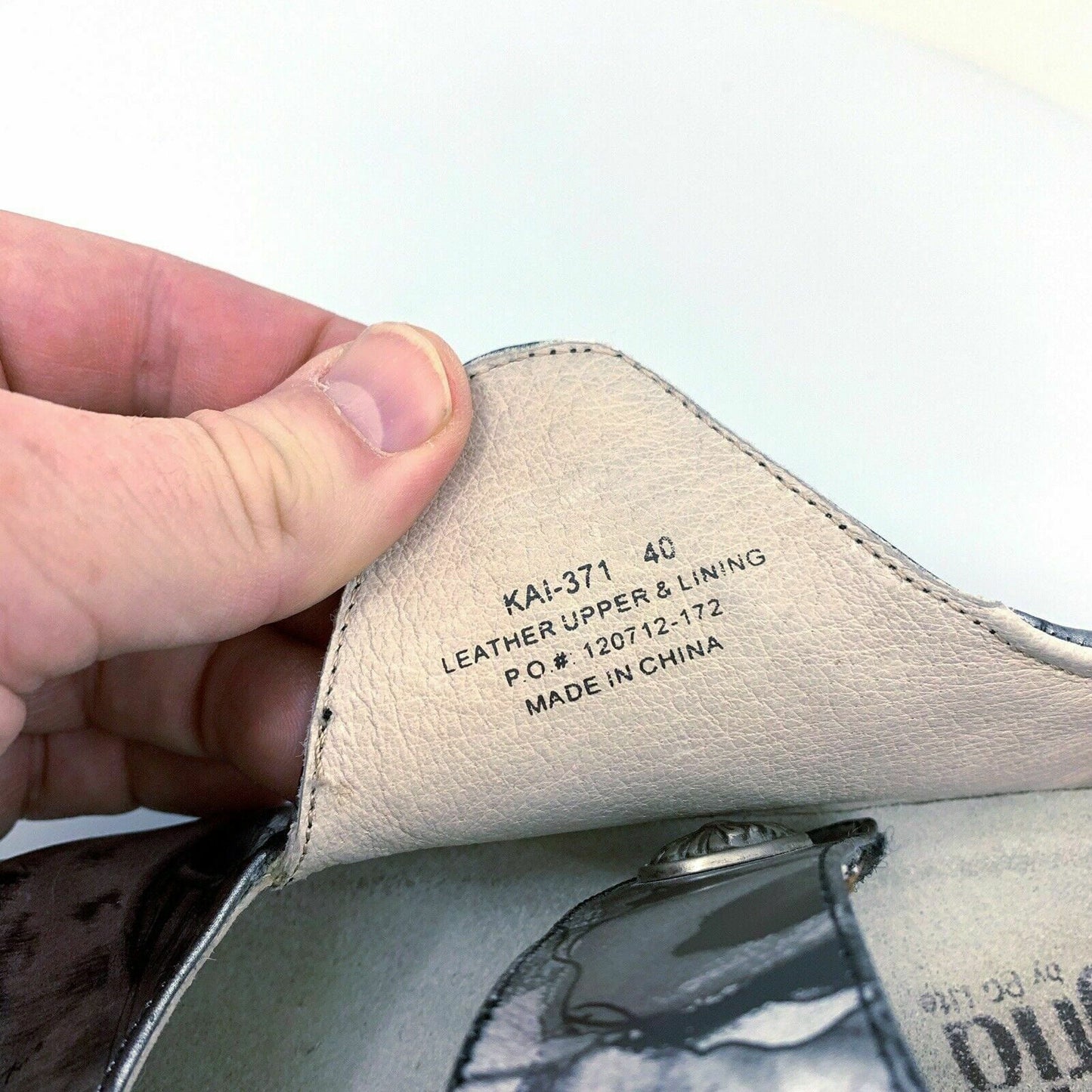 Alegria | Kaitlyn Mary Jane Womens Shoes| Size: 40 | Color: Silver / Black Patina | Pre-Owned - | Buy at Parsimony Shoppes