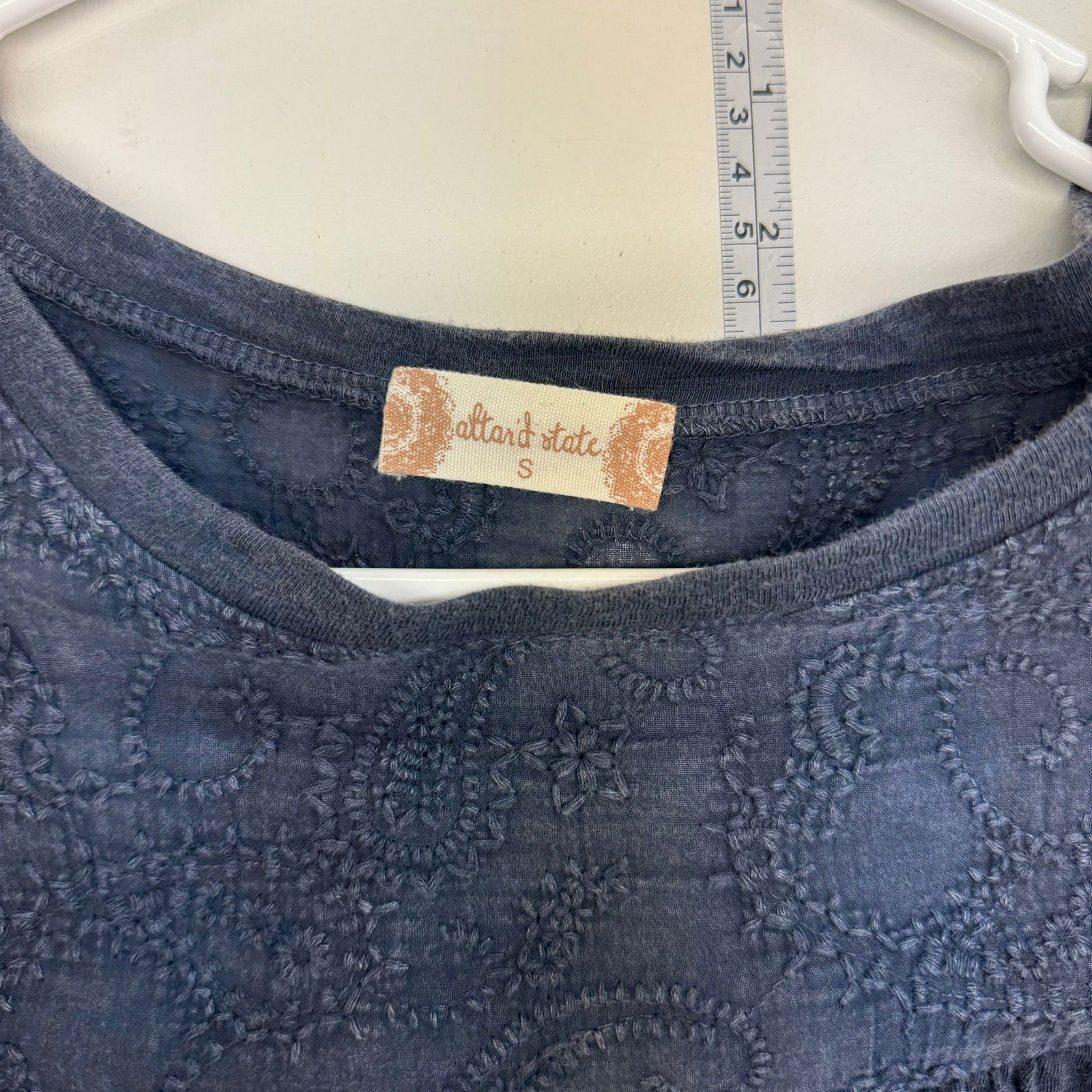 Altar’d State | Womens Contrast-Knit Peasant Top | Color: Blue | Size: S -  | Buy at Parsimony Shoppes