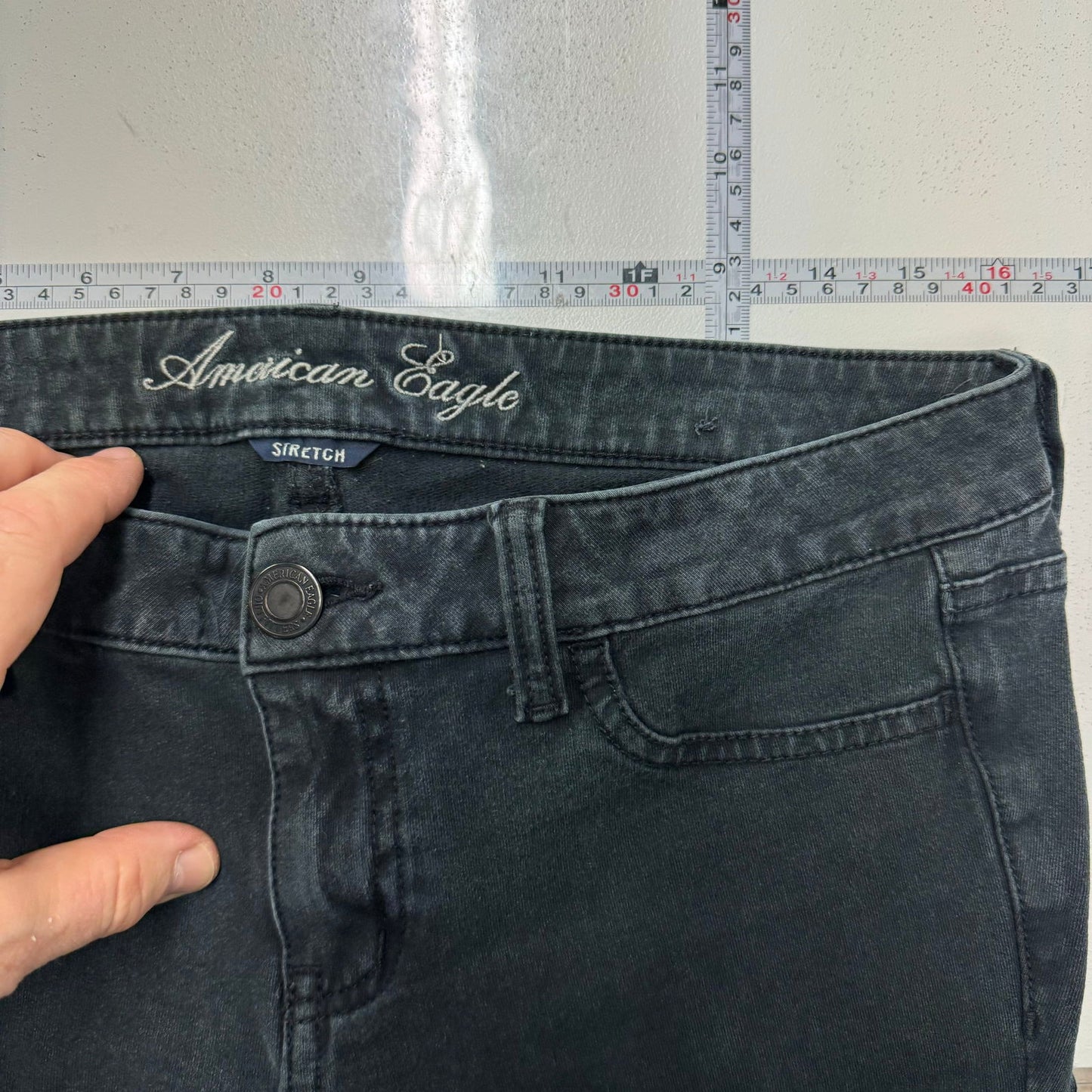 American Eagle Outfitters | Womens Legging Jeans | Color: Black | Size: 10 | Pre-Owned - | Buy at Parsimony Shoppes