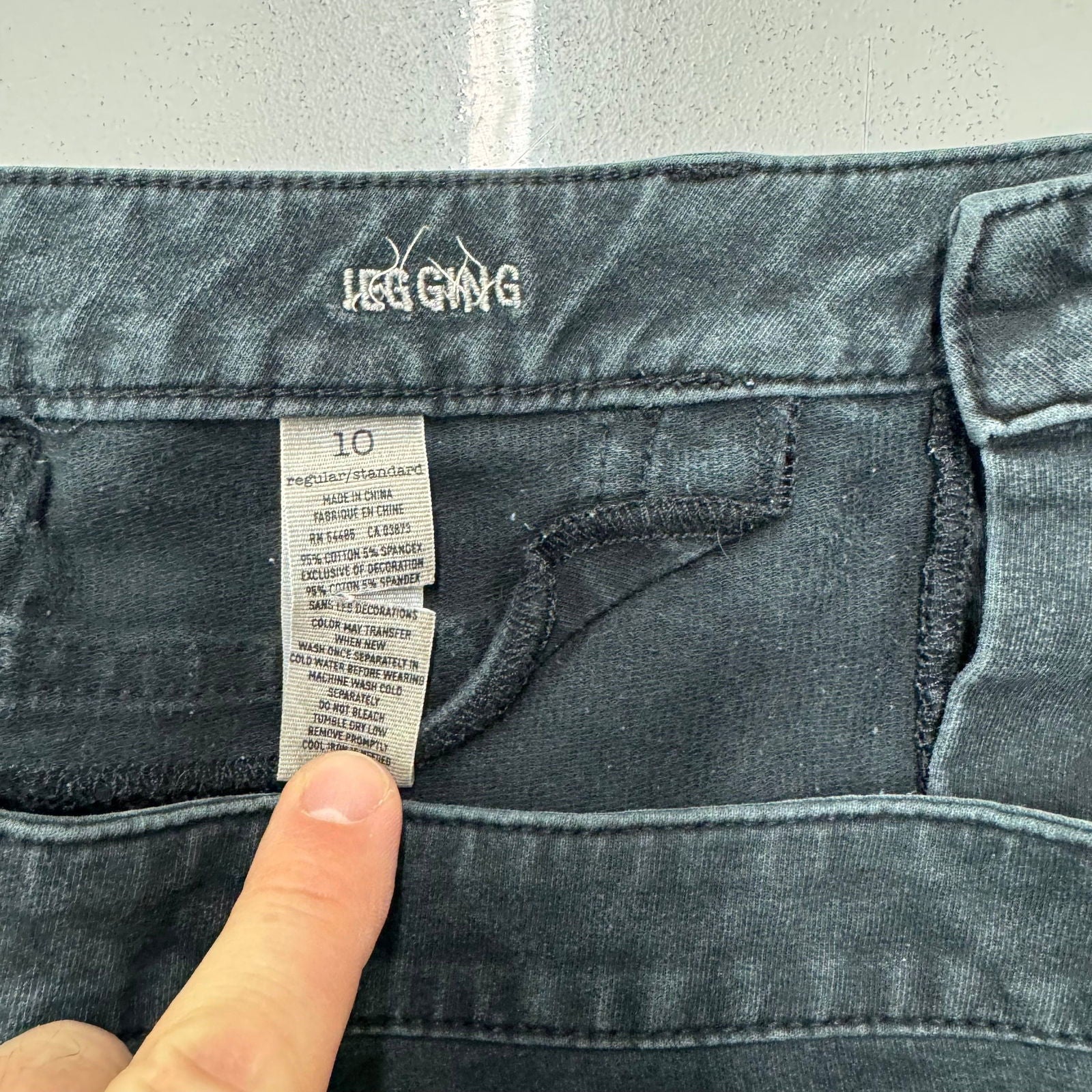 American Eagle Outfitters | Womens Legging Jeans | Color: Black | Size: 10 | Pre-Owned -  | Buy at Parsimony Shoppes