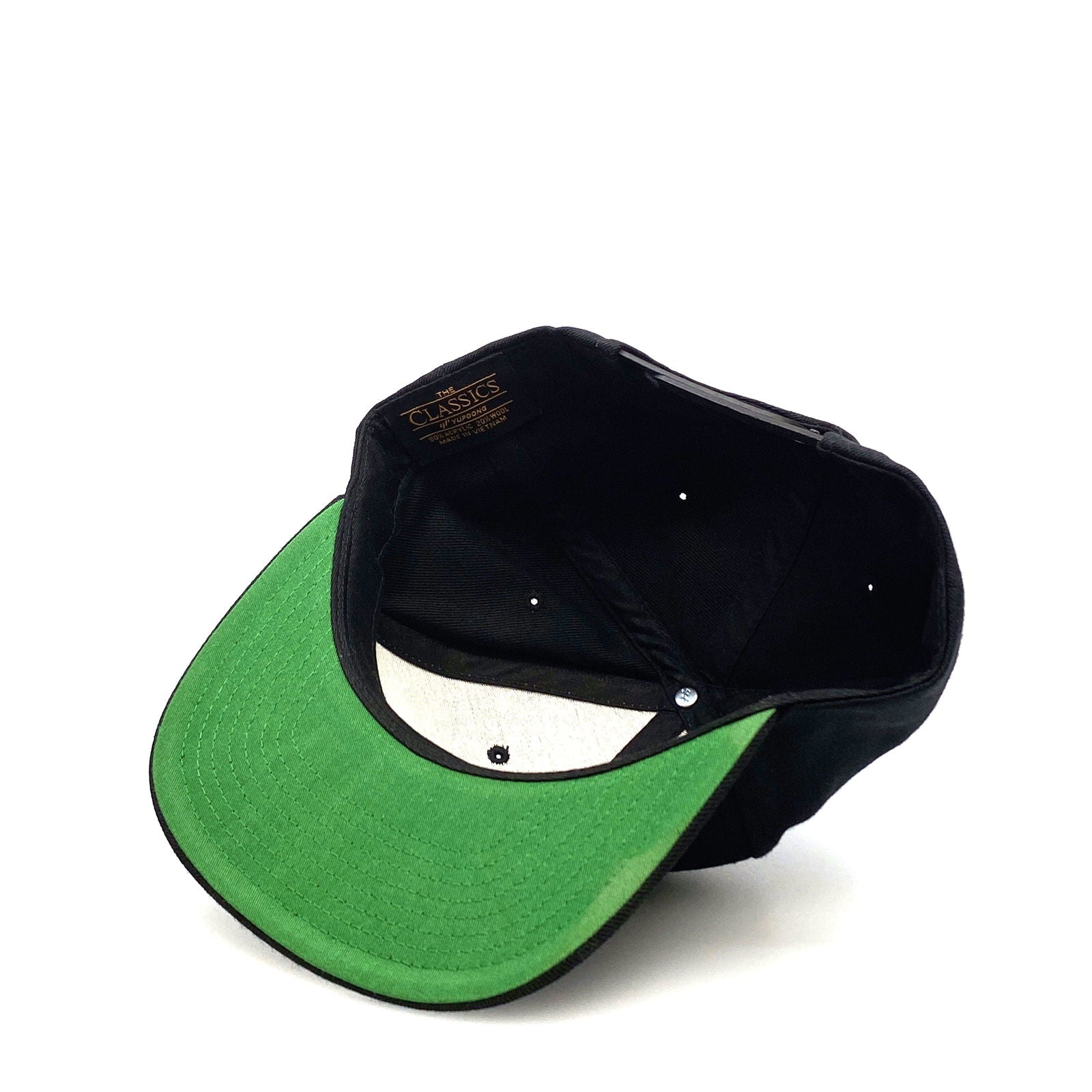 Arnette Mens Black Flat Bill SnapBack Baseball Hat 1992 -  | Buy at Parsimony Shoppes
