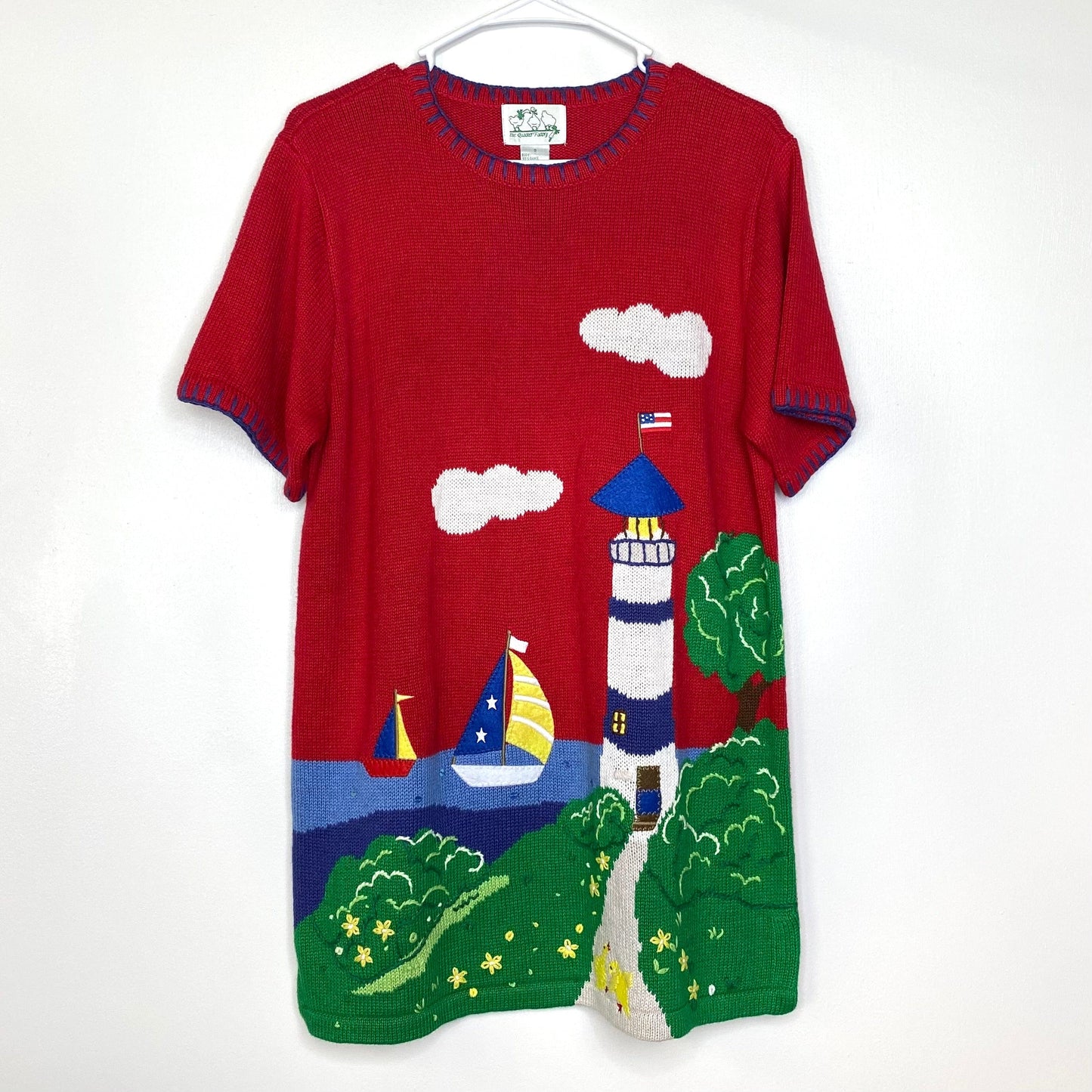 The Quacker Factory Womens Size Small Short Sleeve Sweater Shirt Red Lighthouse Sailboat Pre-Owned