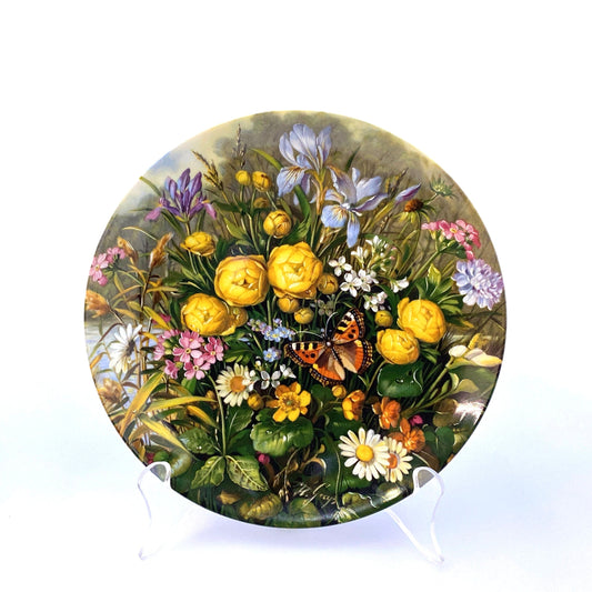 Furstenberg Am Teich ‘By the Pond’ Butterflies & Wild Flowers Ceramic Decorative Wall Plate 1989