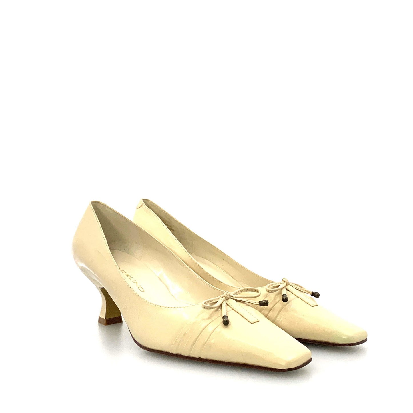 Bandolino Womens Size 6M Ivory Pumps Square - | Buy at Parsimony Shoppes