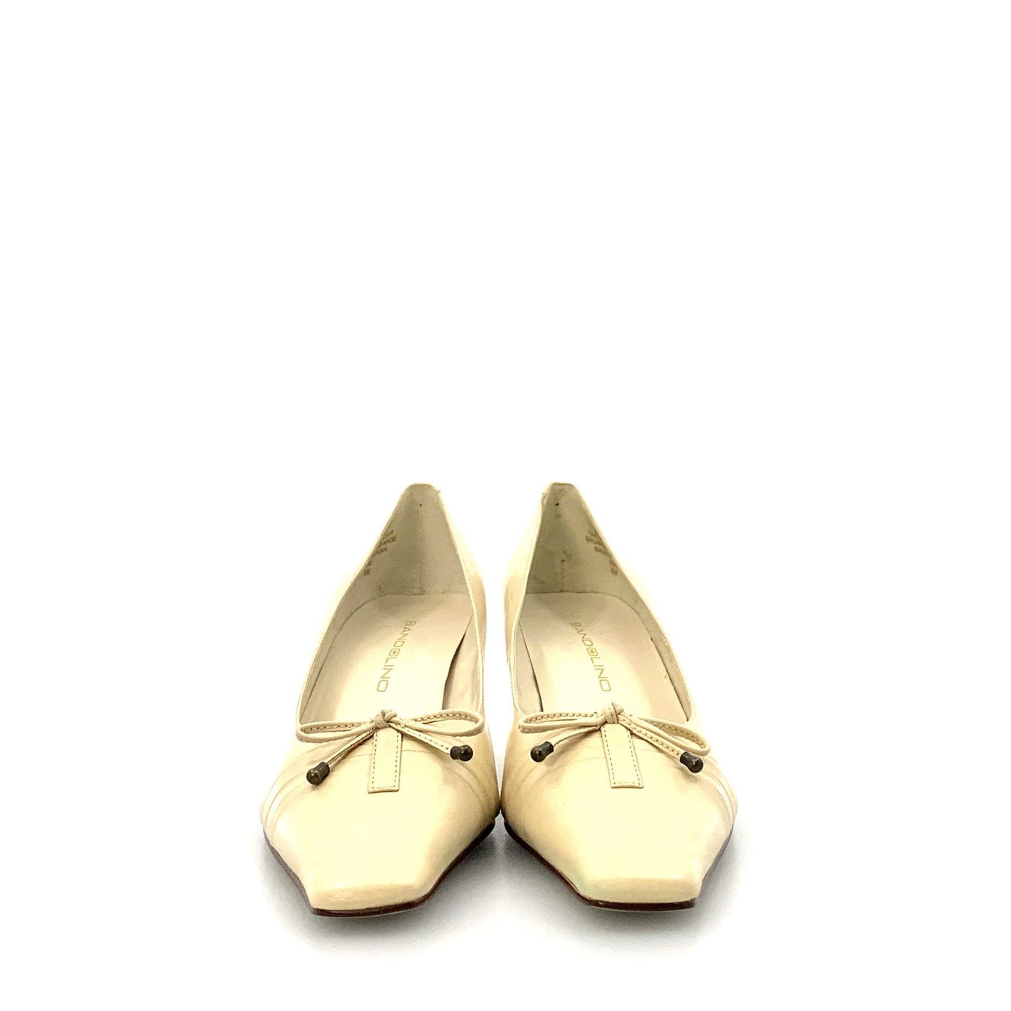 Bandolino Womens Size 6M Ivory Pumps Square - | Buy at Parsimony Shoppes