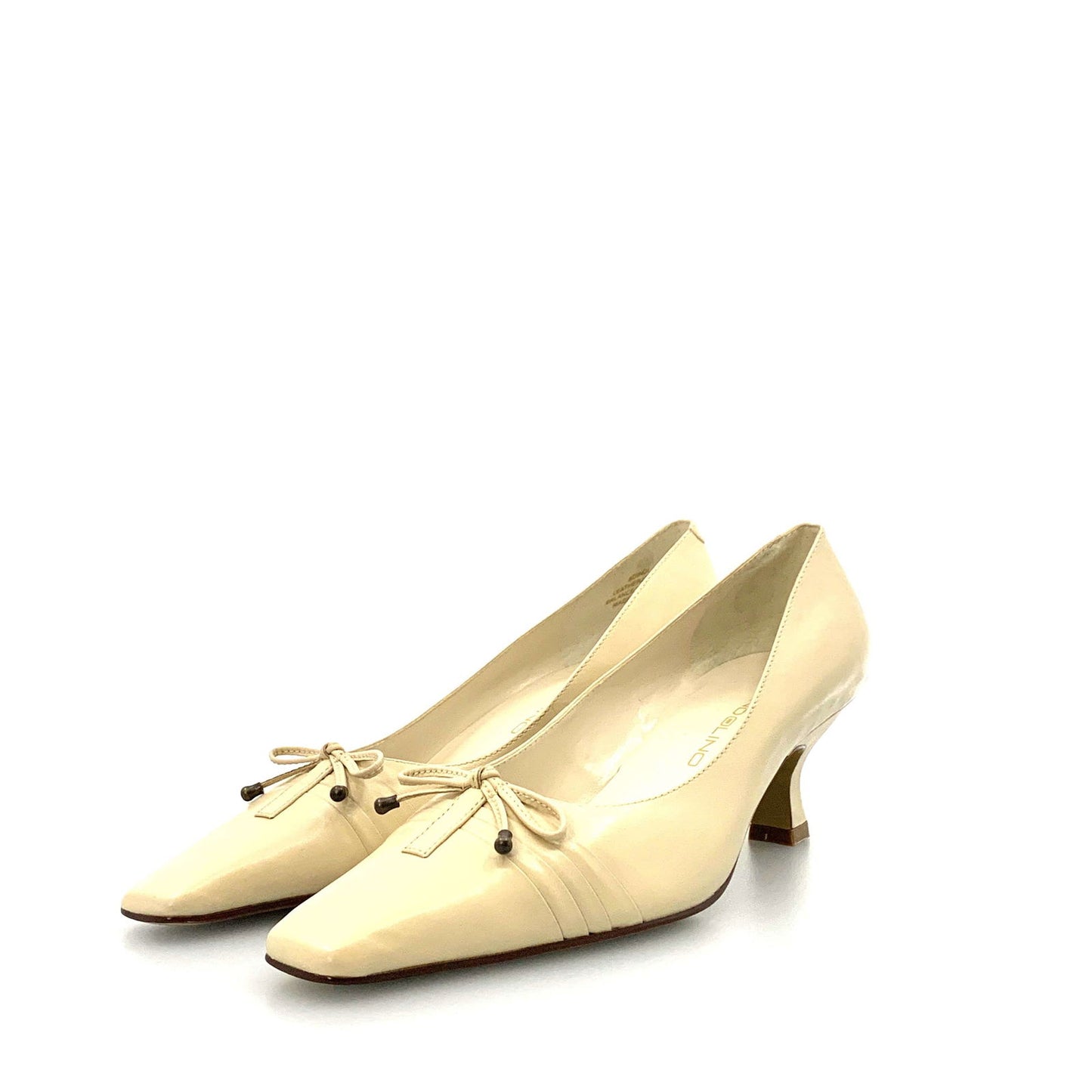 Bandolino Womens Size 6M Ivory Pumps Square - | Buy at Parsimony Shoppes