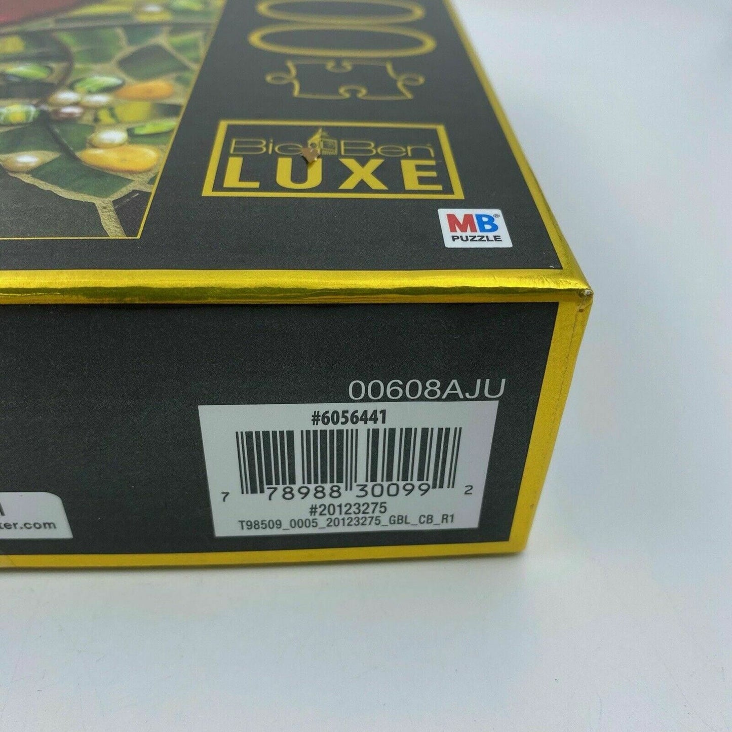 Big Ben Luxe | Stained Glass Cardinal Jigsaw Puzzle | 500 Pc | Multi-Color | NIB - | Buy at Parsimony Shoppes