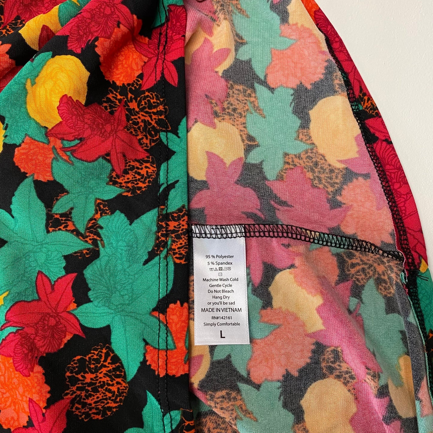 LuLaRoe Womens Size L Irma Red/Green/Black Floral S/s NWT