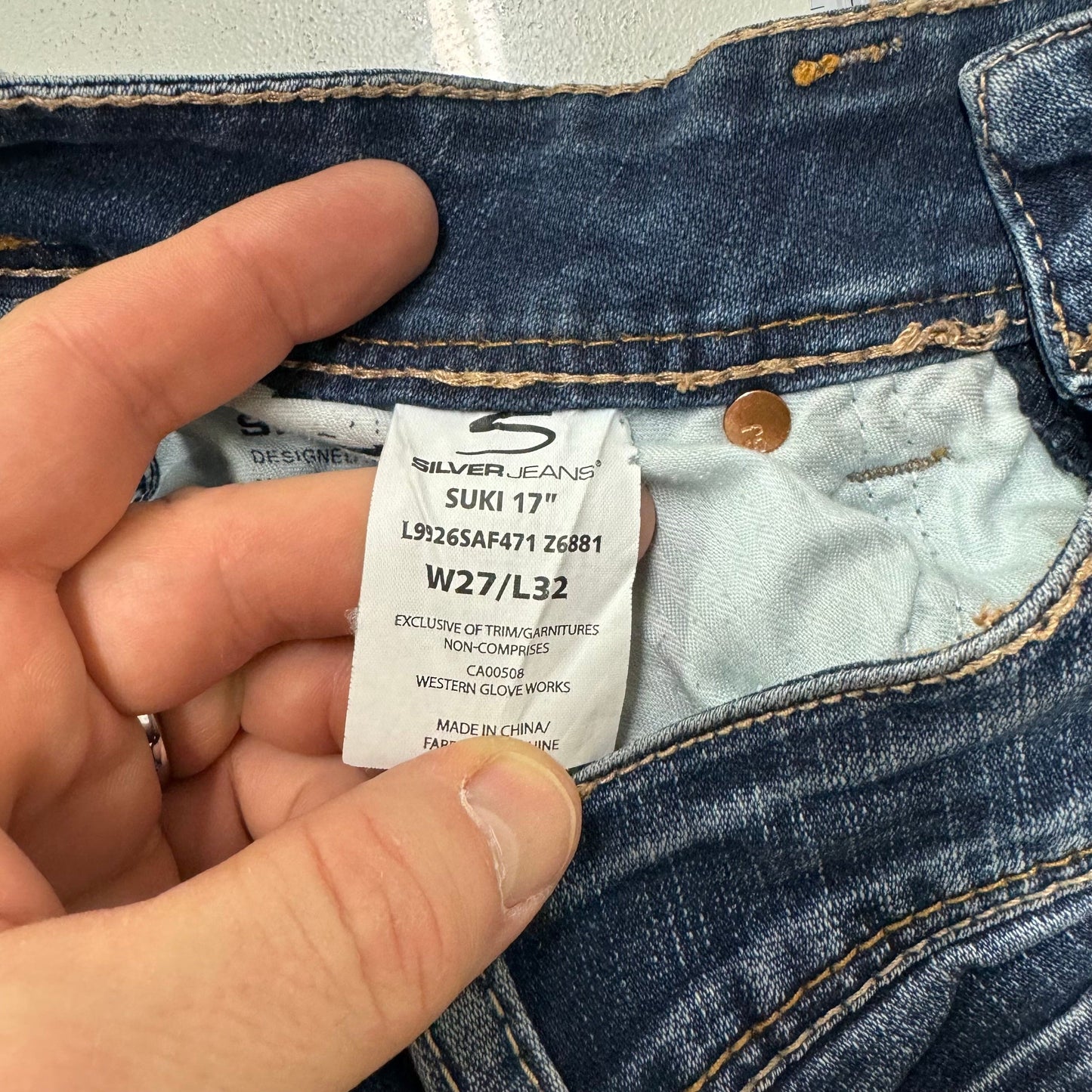 Silver Jeans Suki 17” Bootcut Jeans – Comfortable Fit for Women – Available in Blue – Size 27/32