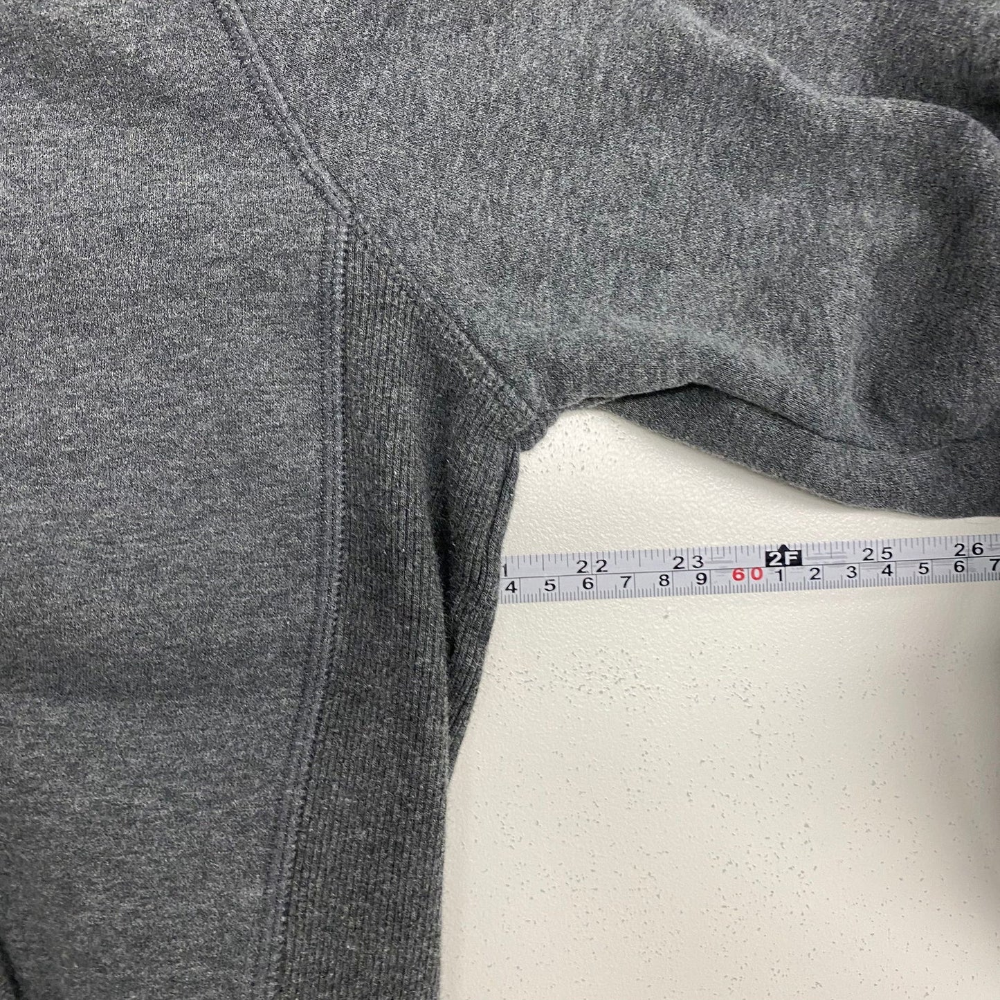 Champion Mens Size M Charcoal Gray Sweatshirt Fleece L/s Hoodie Pre-Owned - | Buy at Parsimony Shoppes