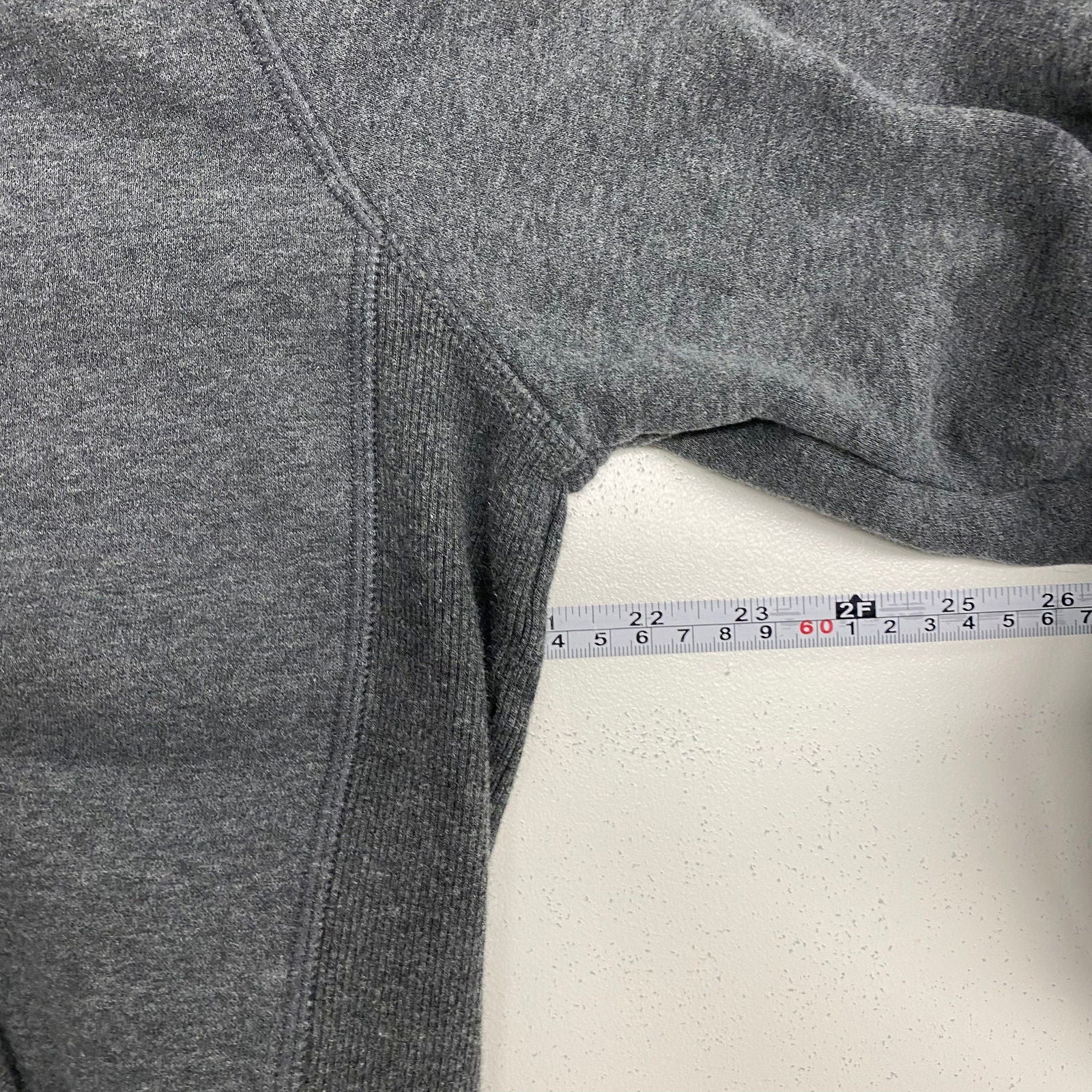 Champion Mens Size M Charcoal Gray Sweatshirt Fleece L/s Hoodie Pre-Owned -  | Buy at Parsimony Shoppes