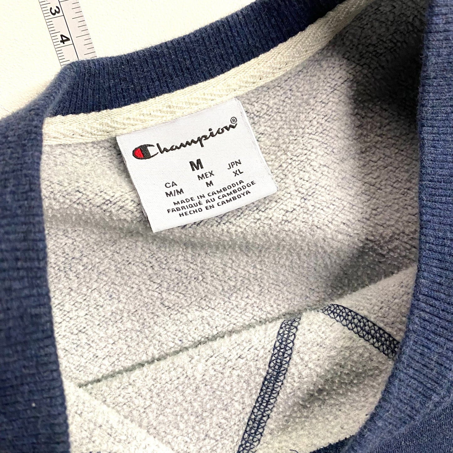 Champion Originals Mens M Blue Fleece L/s Crew Neck Sweatshirt Pre-Owned - | Buy at Parsimony Shoppes