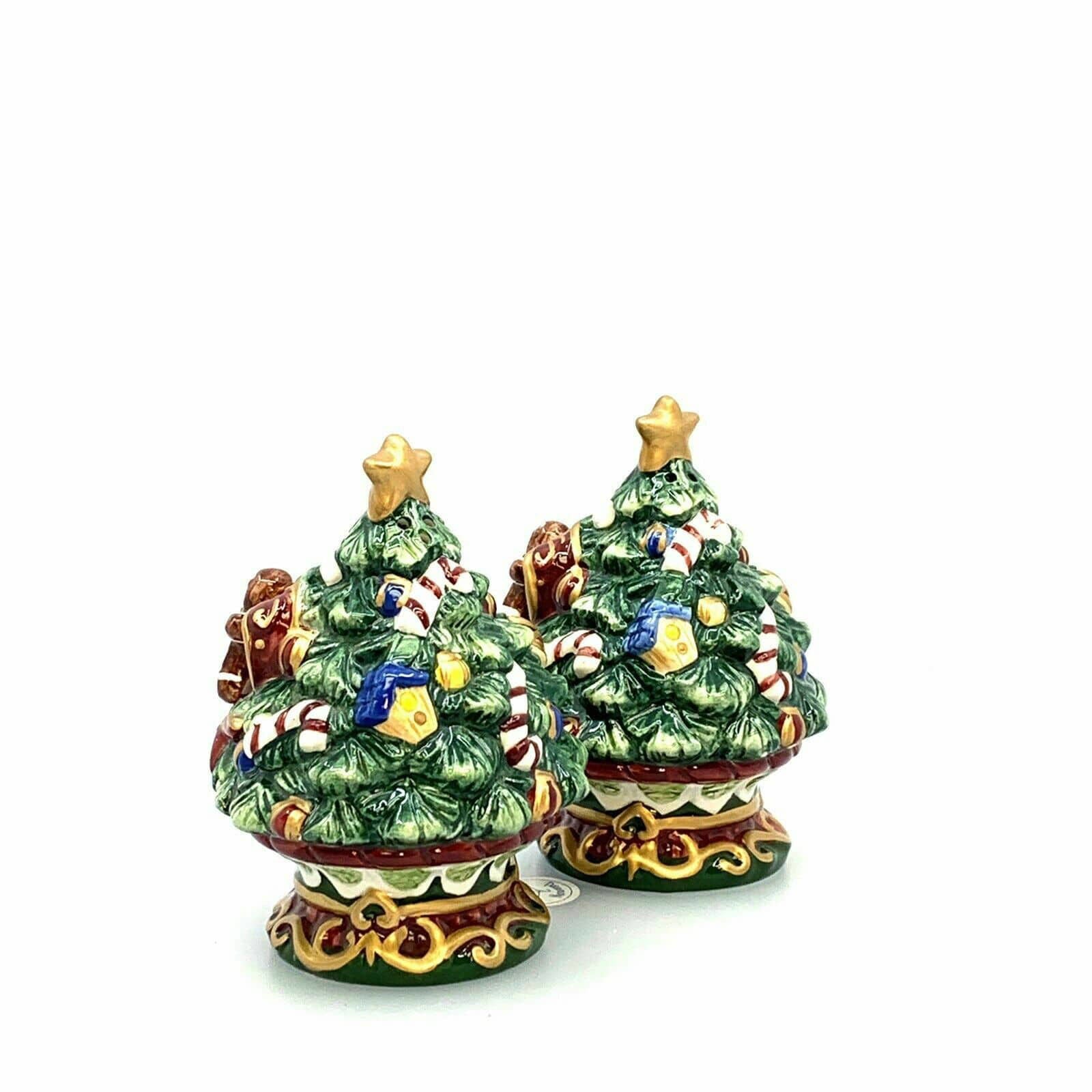 Christmas Tree Red Bow Gingerbread Man Salt Pepper Shakers Set Pair Ceramic -  | Buy at Parsimony Shoppes