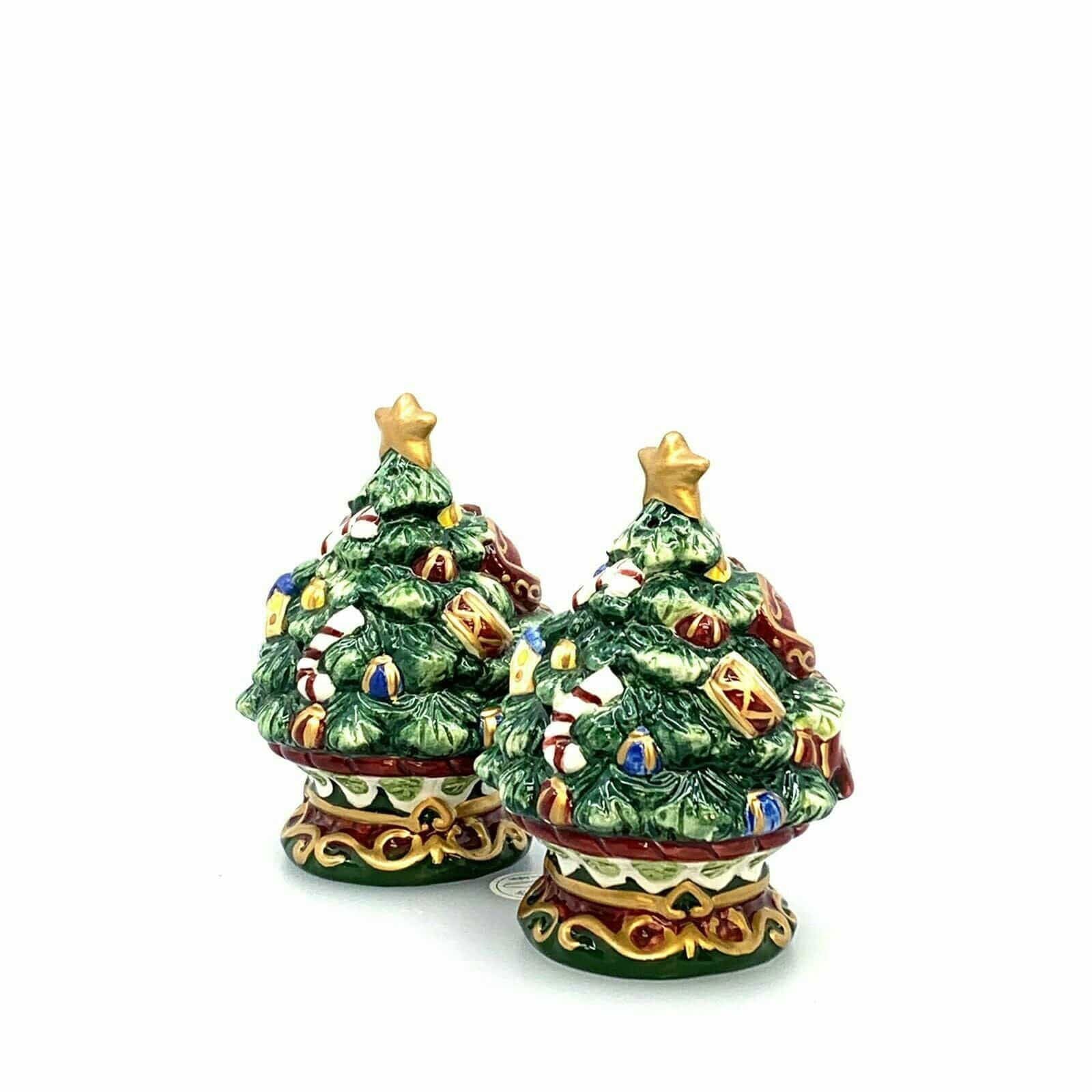 Christmas Tree Red Bow Gingerbread Man Salt Pepper Shakers Set Pair Ceramic -  | Buy at Parsimony Shoppes