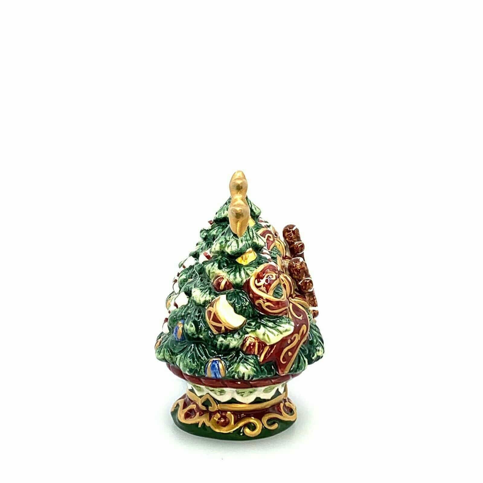 Christmas Tree Red Bow Gingerbread Man Salt Pepper Shakers Set Pair Ceramic -  | Buy at Parsimony Shoppes